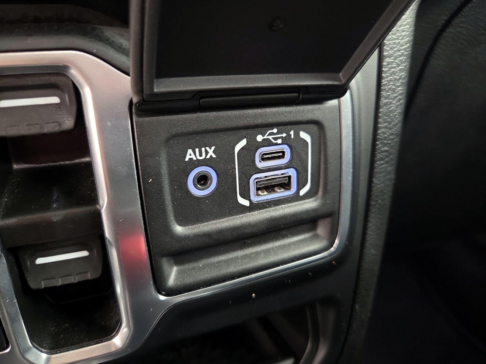 2023 Jeep Wrangler 4xe Willys 4XE - Photo 19