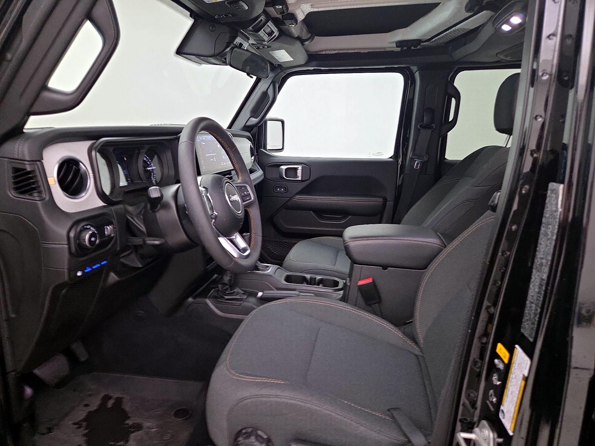 Thumbnail: 2024 Jeep Wrangler - 11