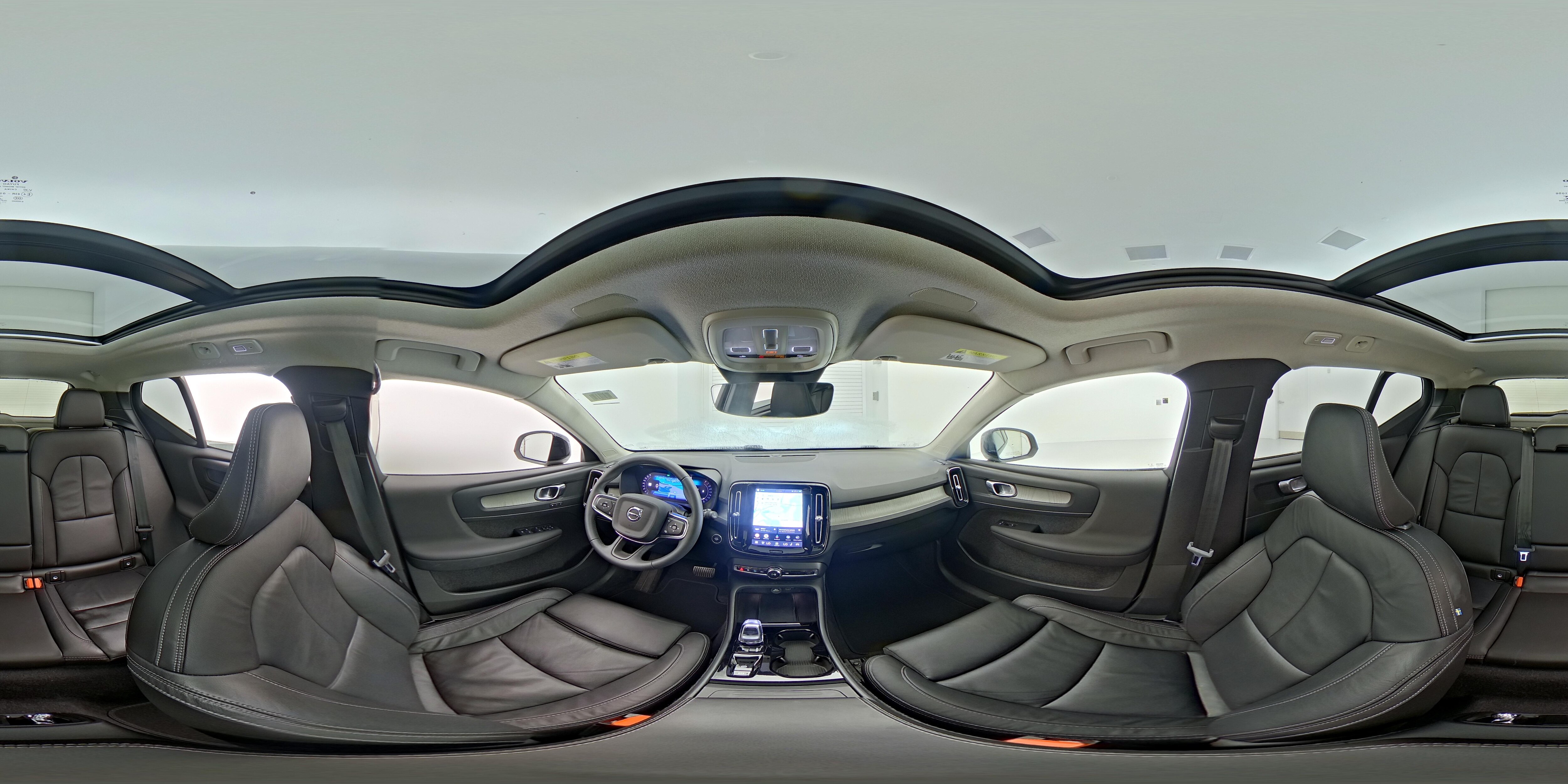 2023 Volvo XC40 Plus - Photo 27