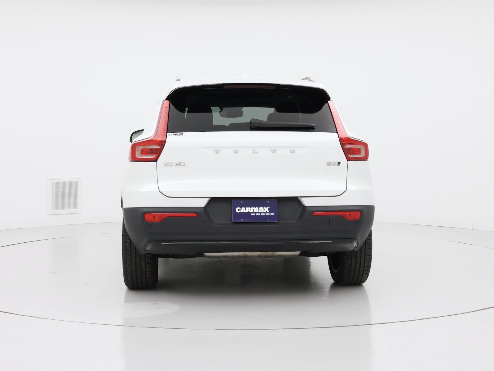 2023 Volvo XC40 Plus - Photo 7