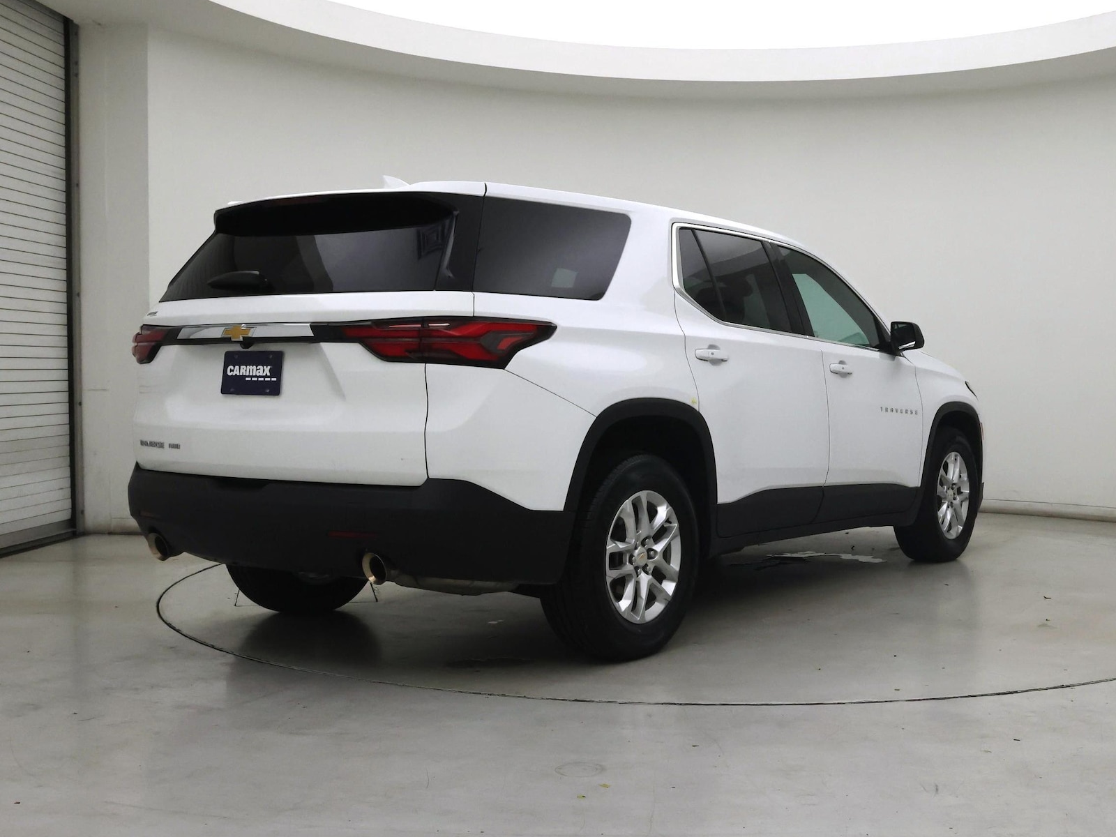 2022 Chevrolet Traverse LS - Photo 9