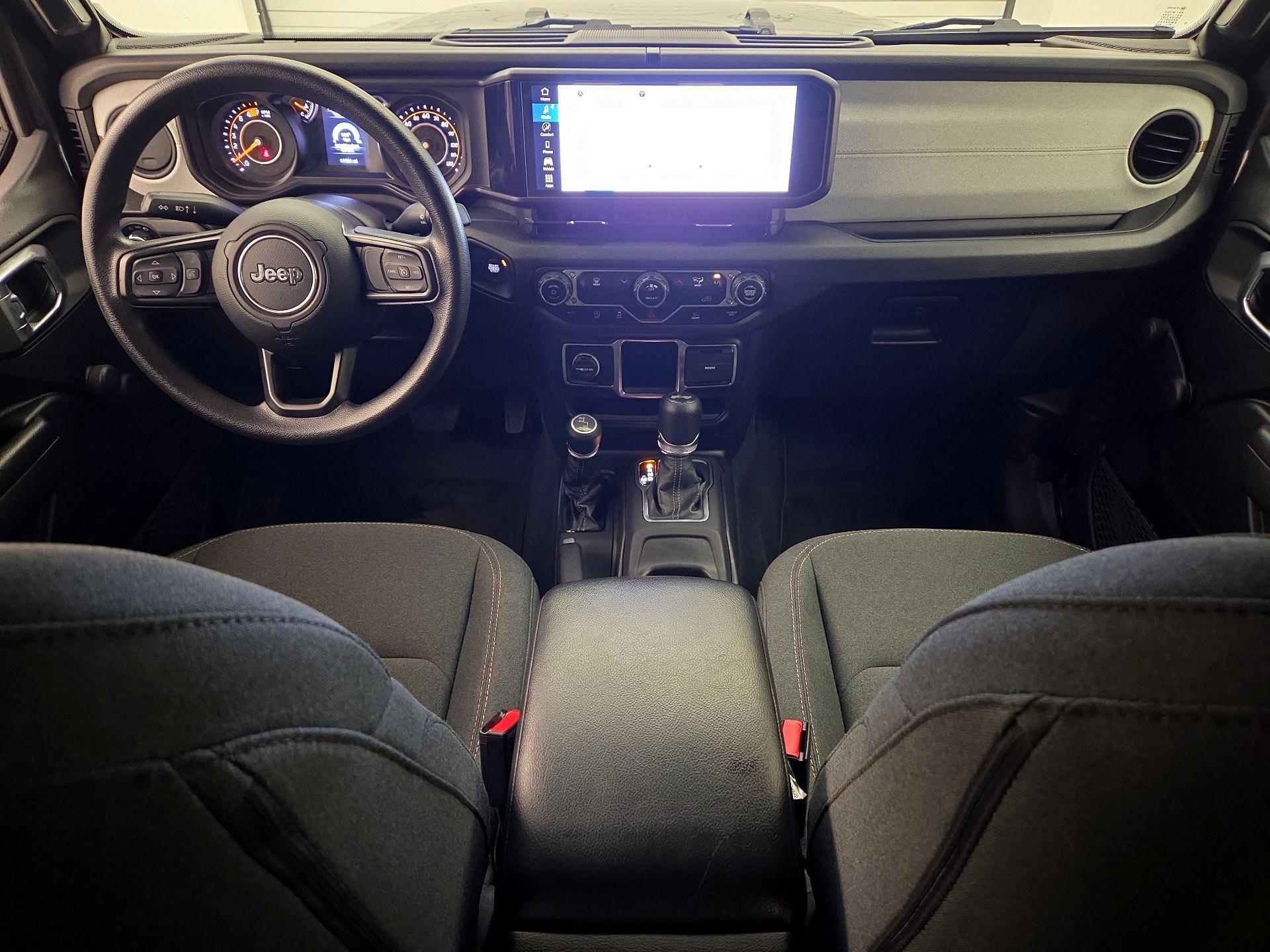Thumbnail: 2024 Jeep Wrangler - 9