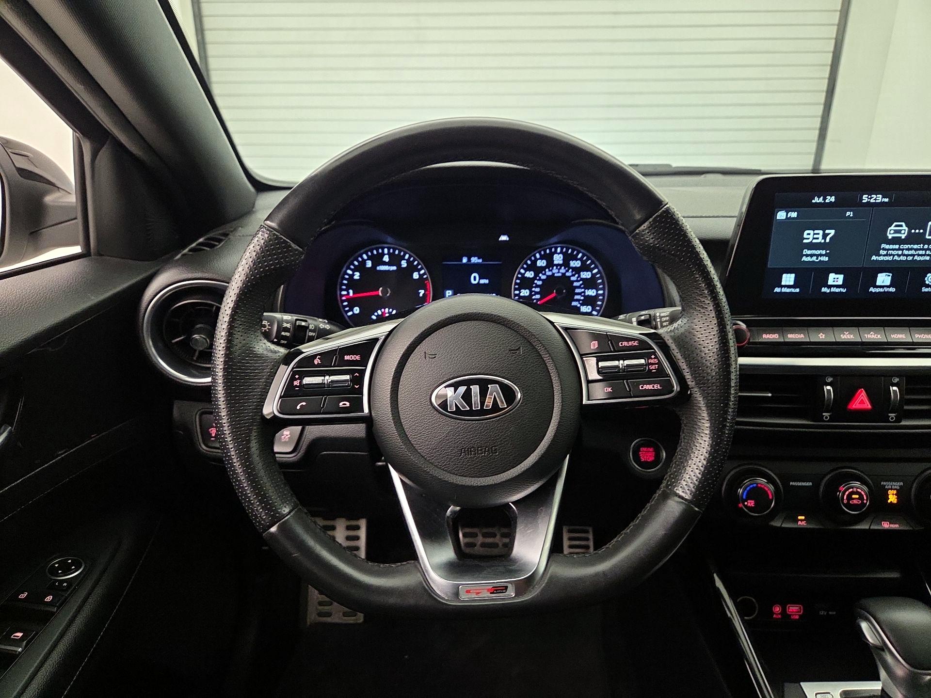 Thumbnail: 2021 Kia Forte - 10