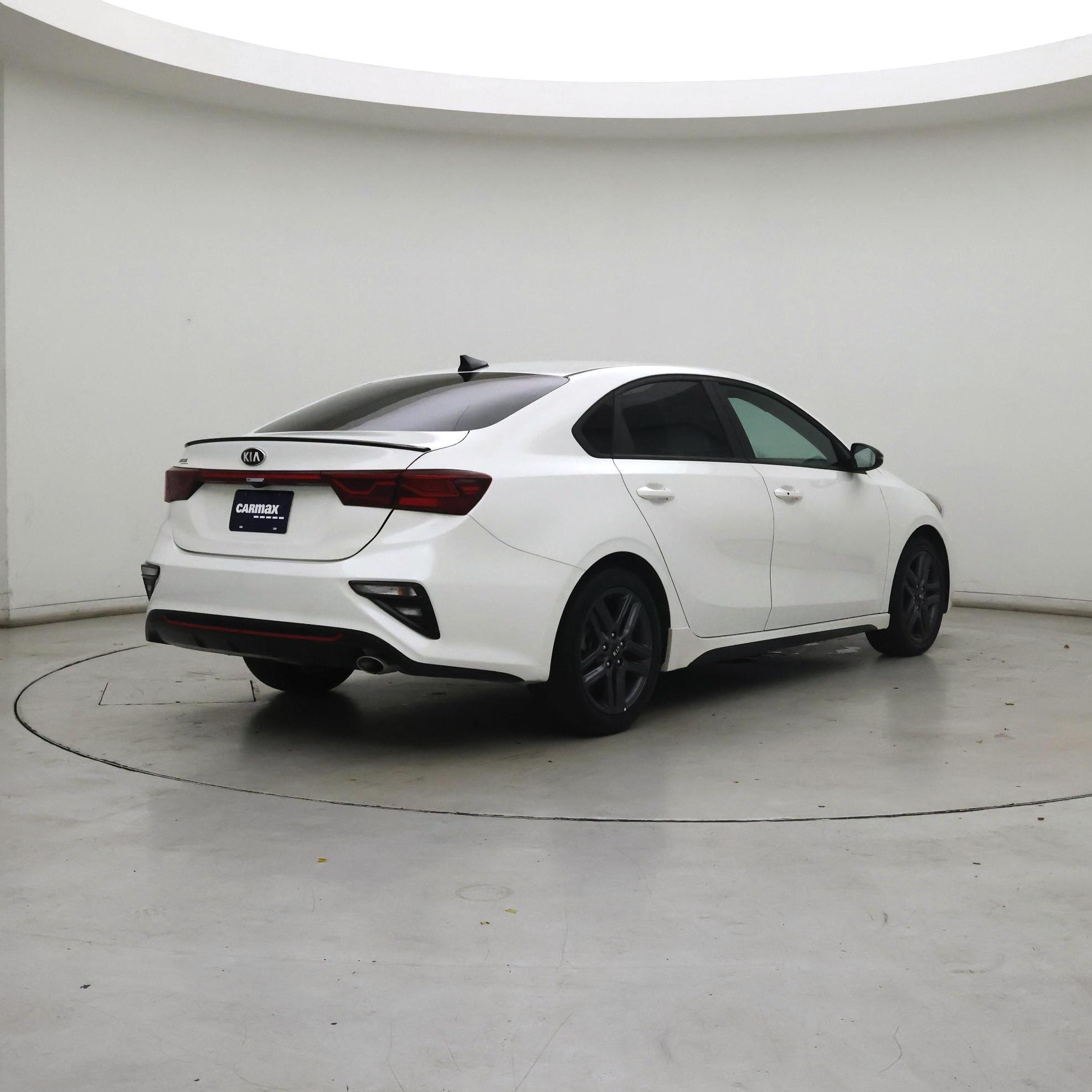 Thumbnail: 2021 Kia Forte - 8