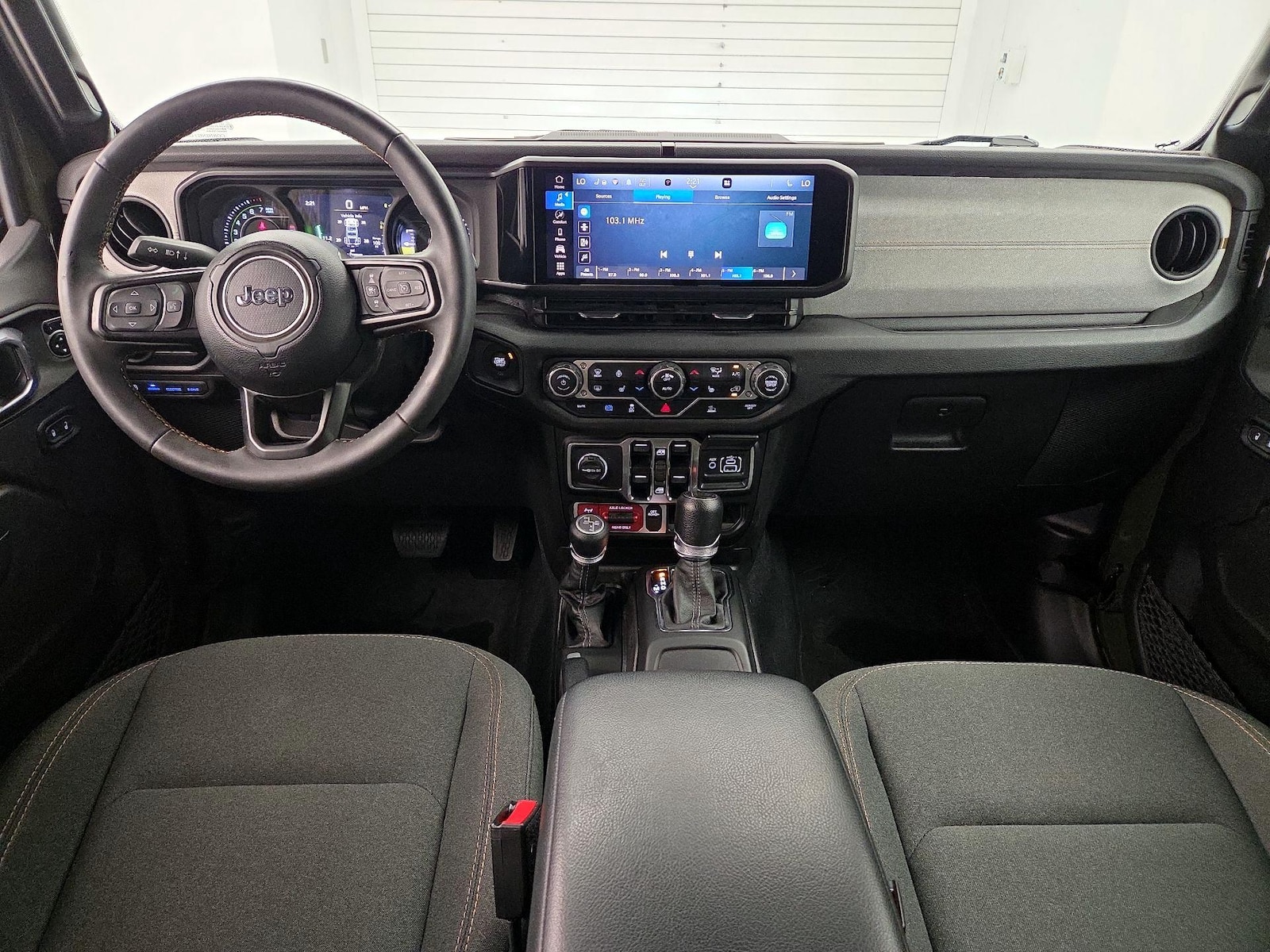 2024 Jeep Wrangler 4xe Willys 4XE - Photo 10
