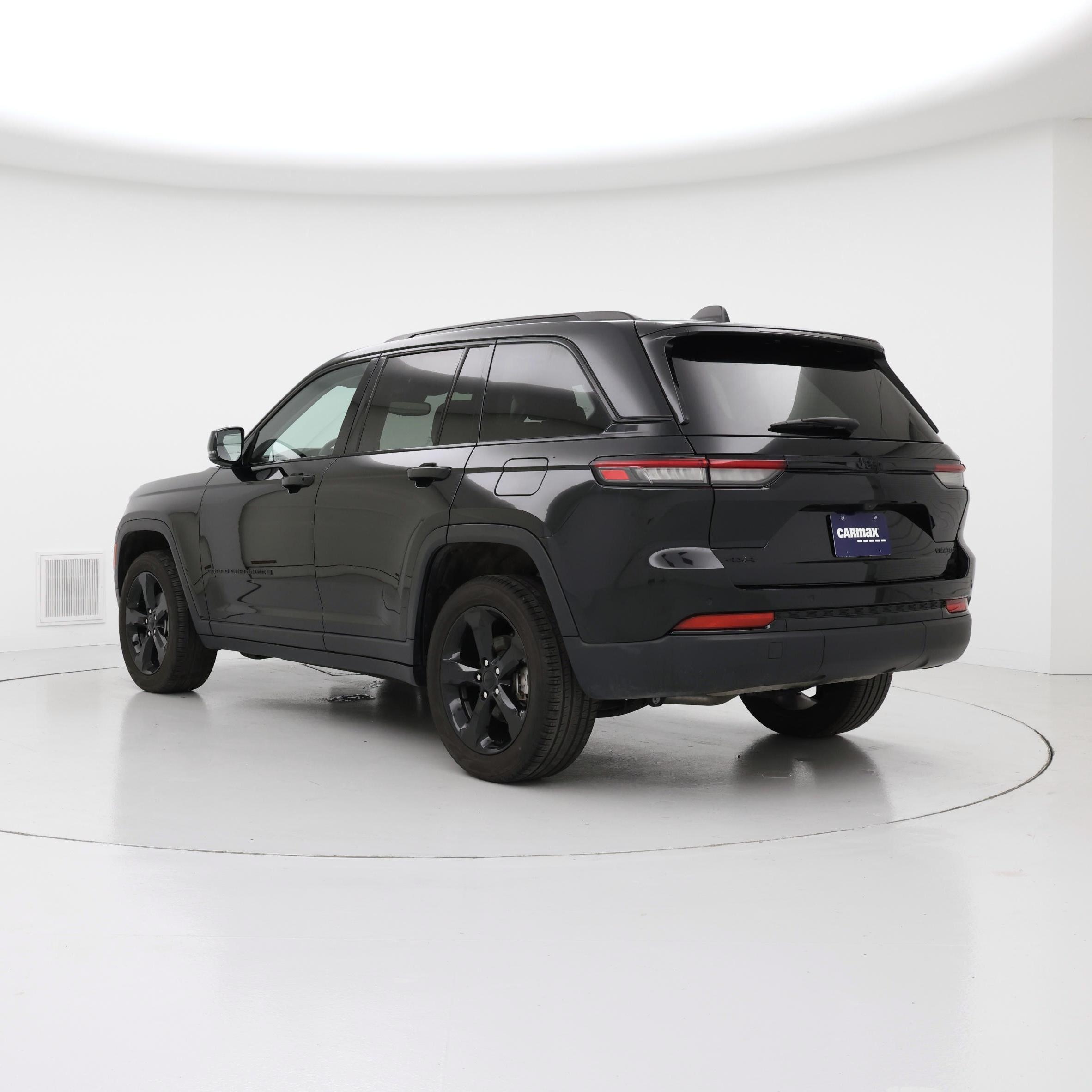 Thumbnail: 2023 Jeep Grand Cherokee - 2