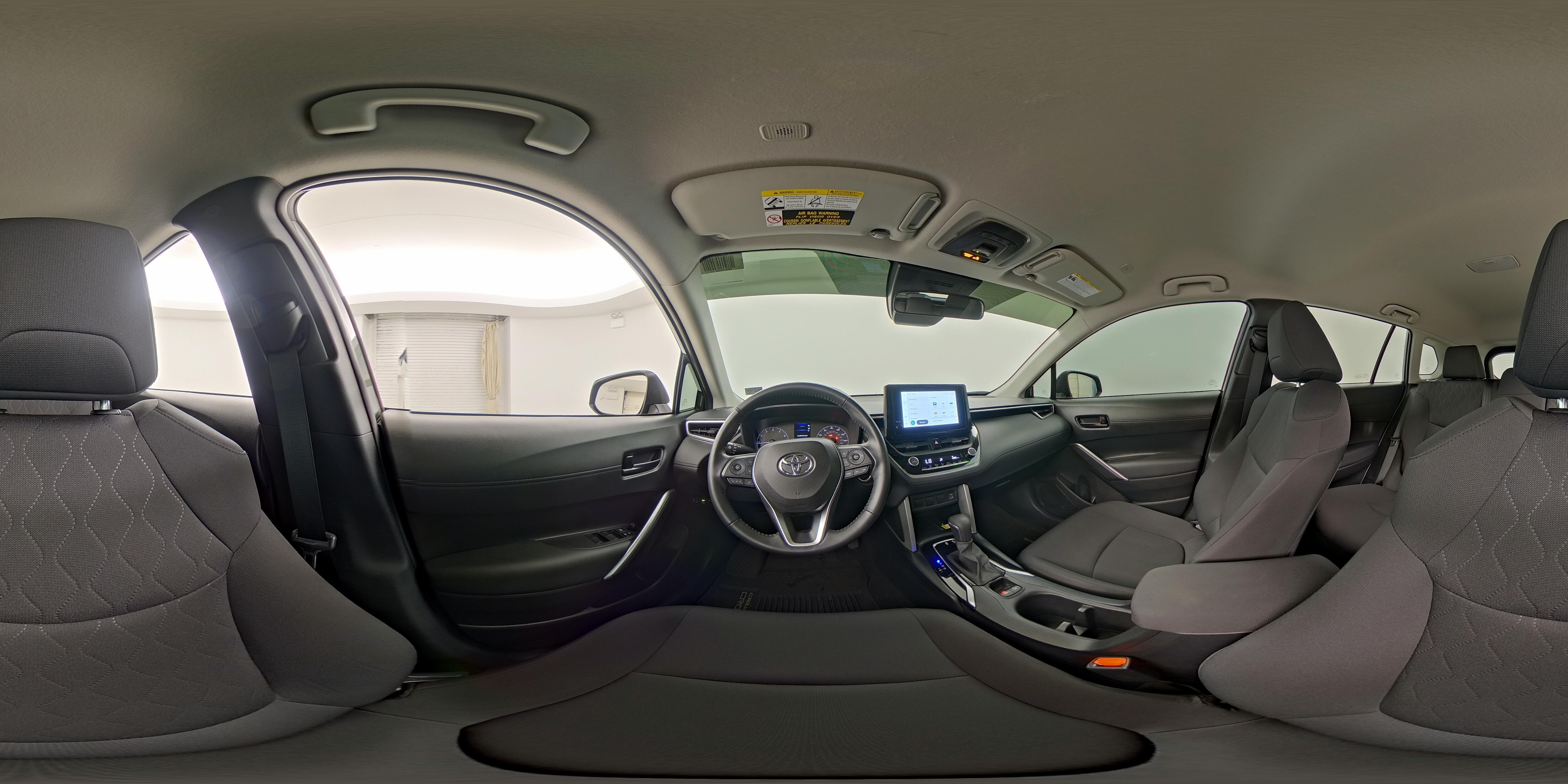 2023 Toyota Corolla Cross LE - Photo 26