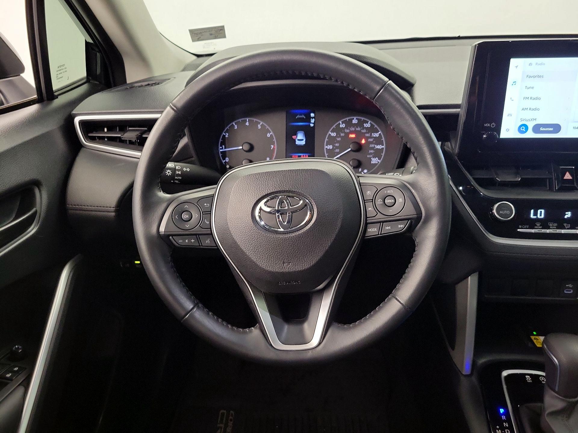 Thumbnail: 2023 Toyota Corolla Cross - 10