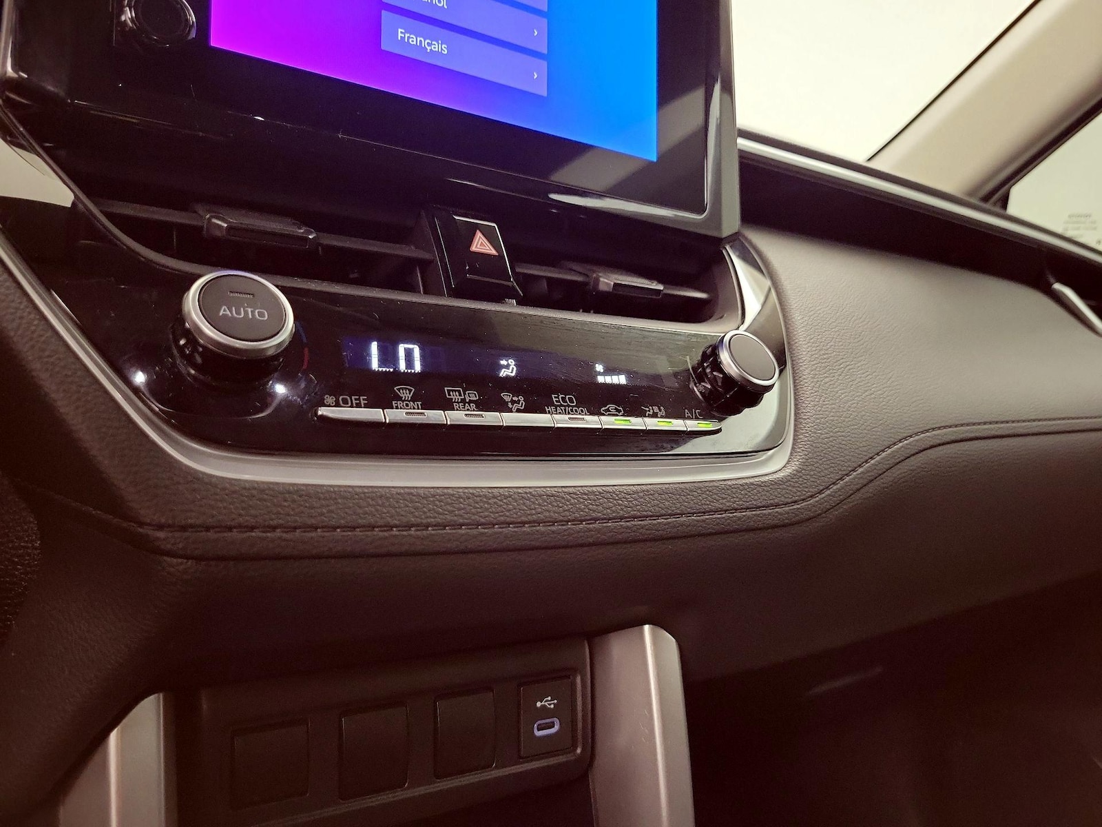 2023 Toyota Corolla Cross LE - Photo 17