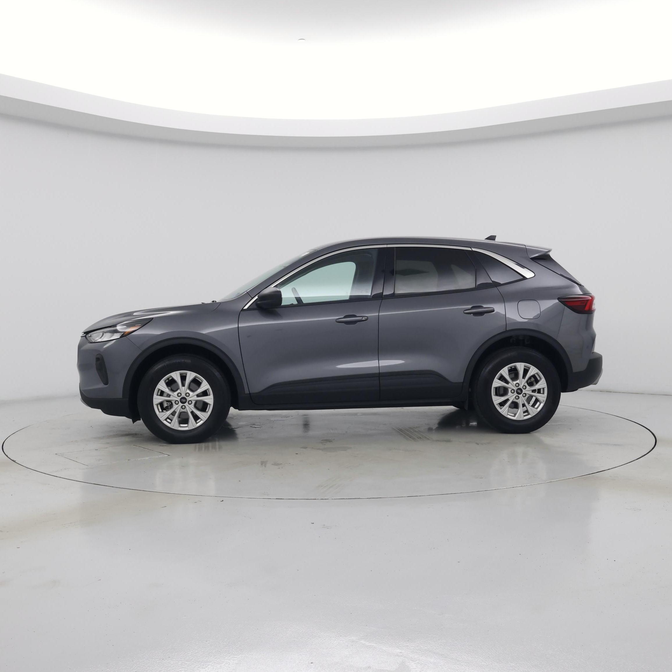 Thumbnail: 2024 Ford Escape - 3