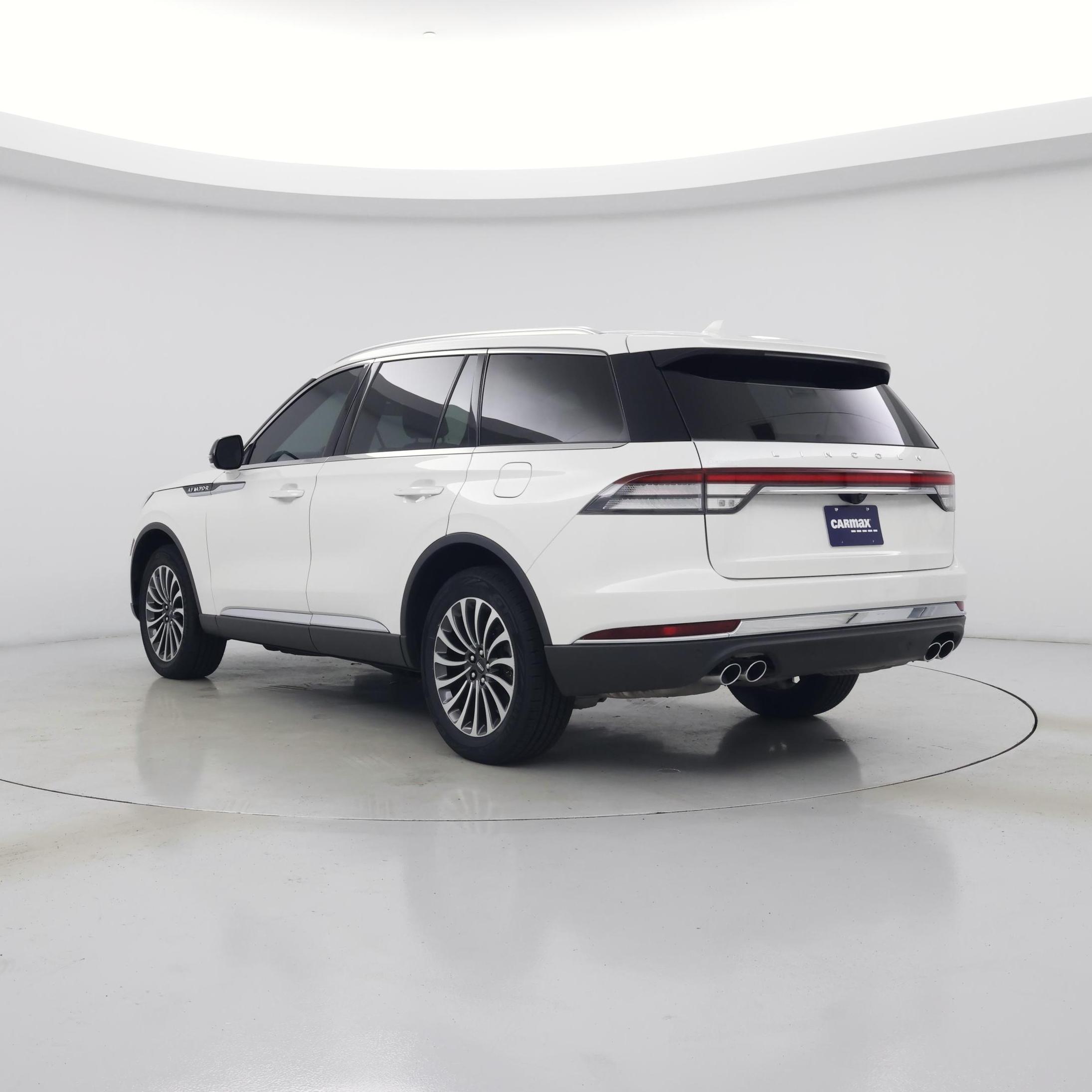 Thumbnail: 2022 Lincoln Aviator - 2