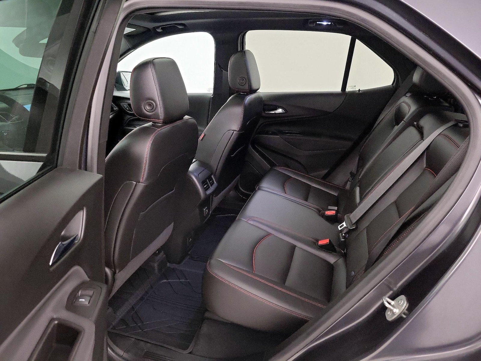 2022 Chevrolet Equinox RS - Photo 22