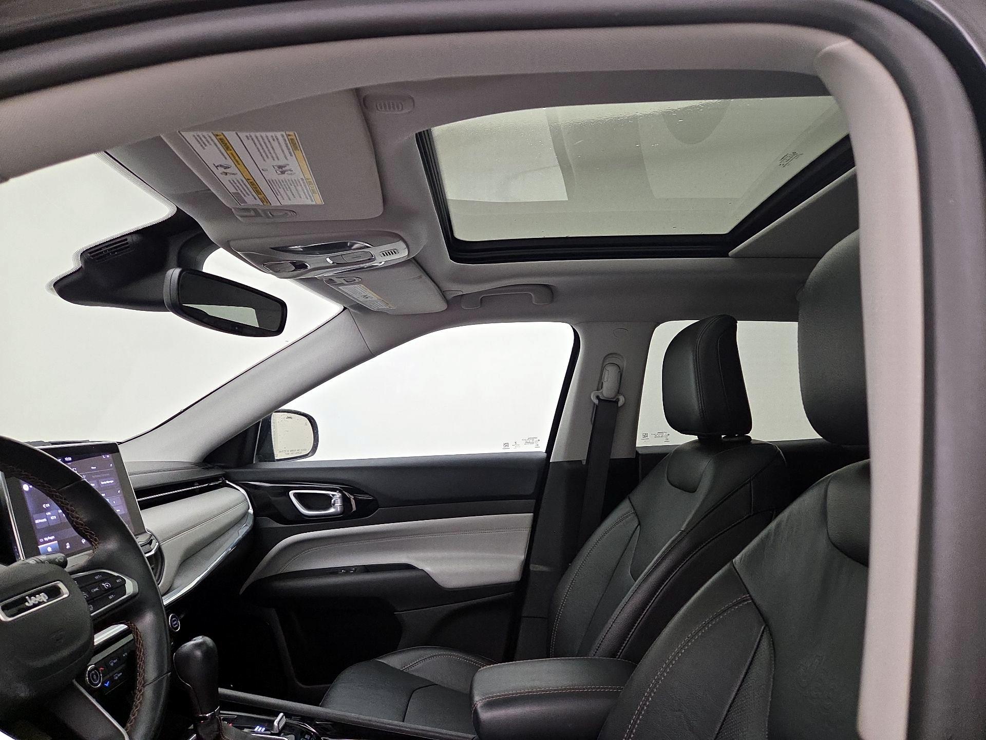 Thumbnail: 2022 Jeep Compass - 19