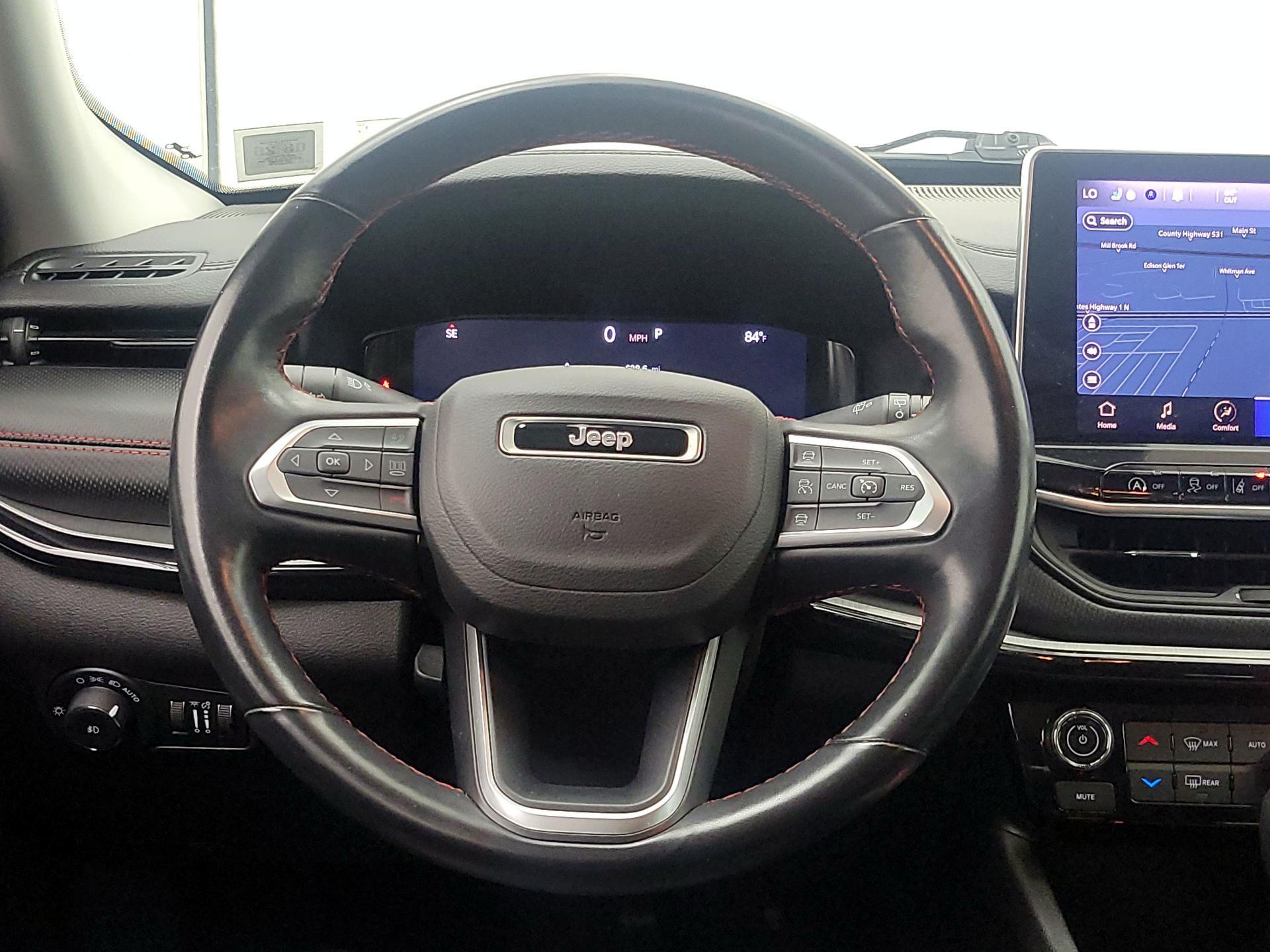 Thumbnail: 2022 Jeep Compass - 10