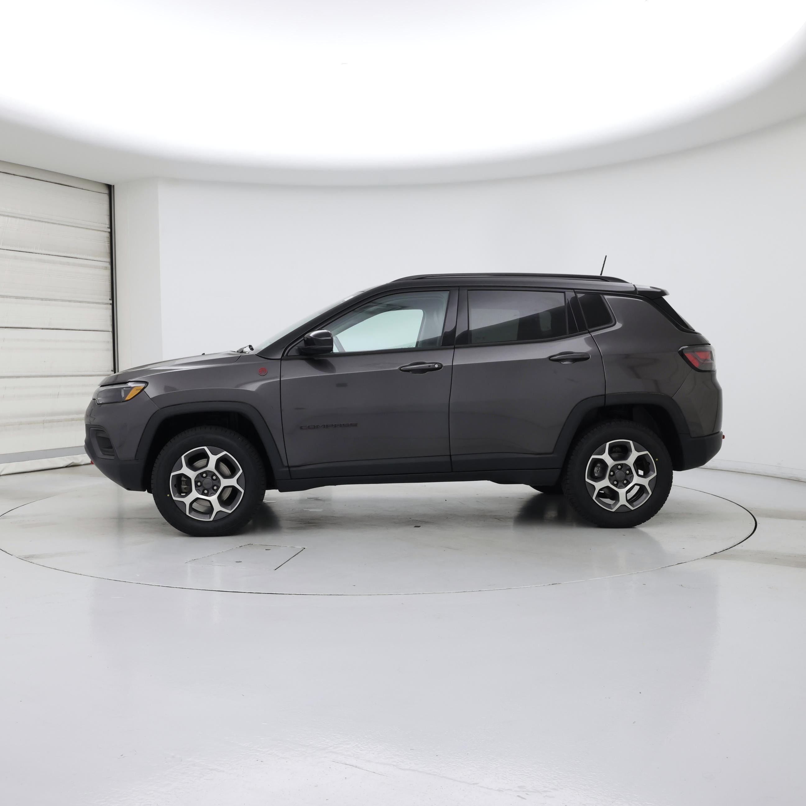 Thumbnail: 2022 Jeep Compass - 3