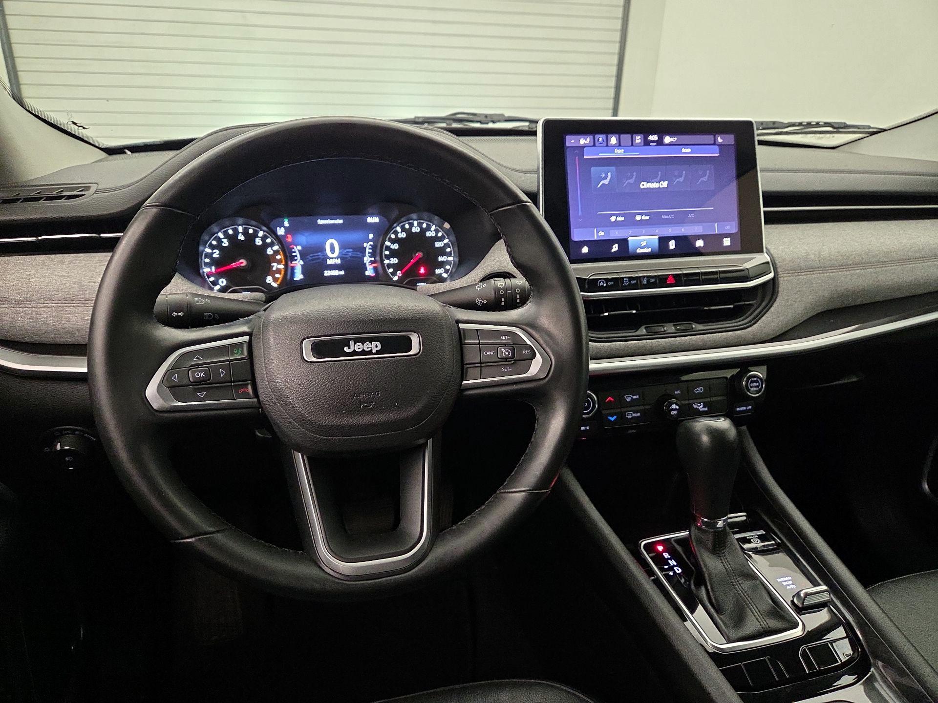 Thumbnail: 2022 Jeep Compass - 10