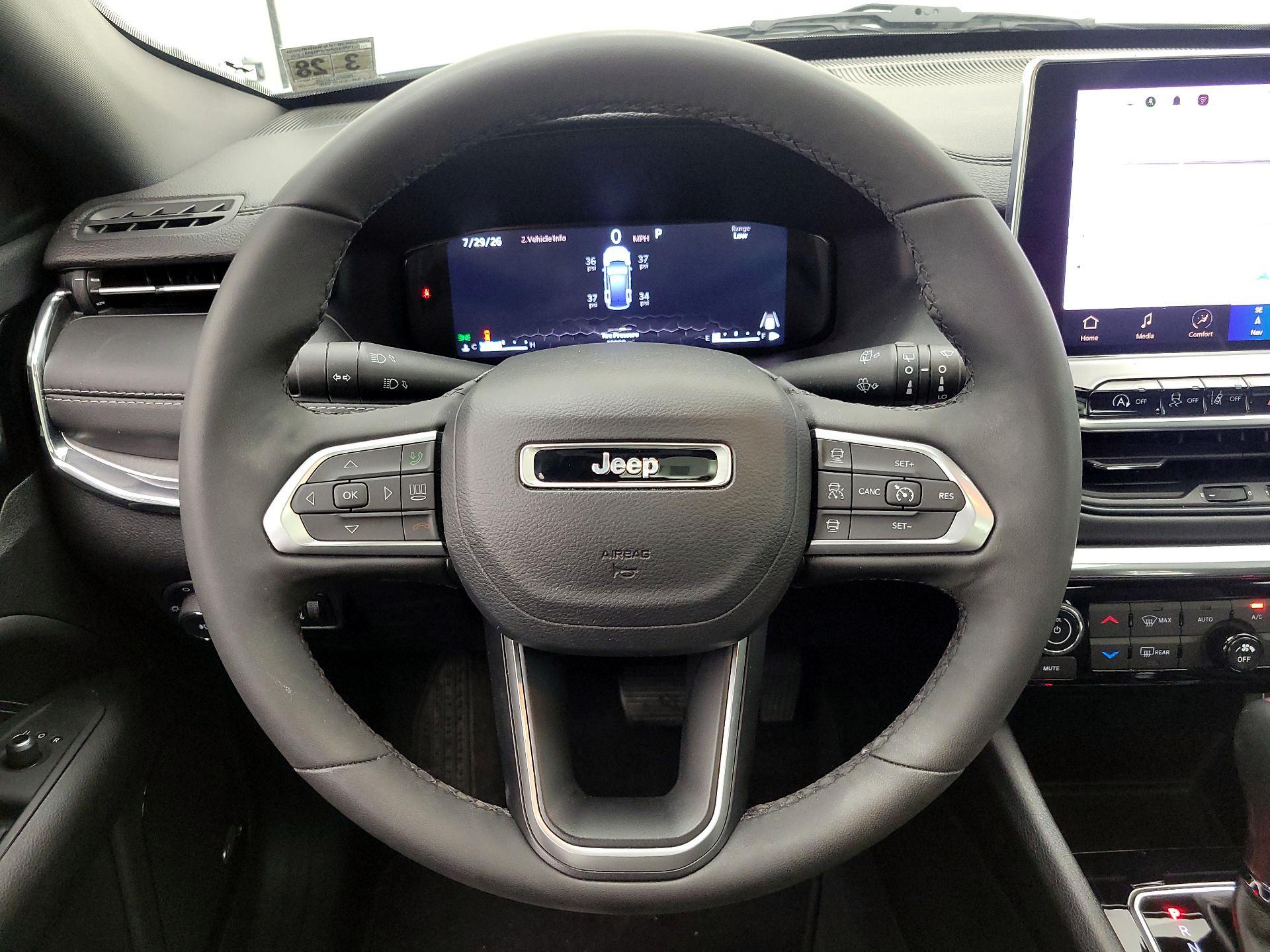 Thumbnail: 2023 Jeep Compass - 10