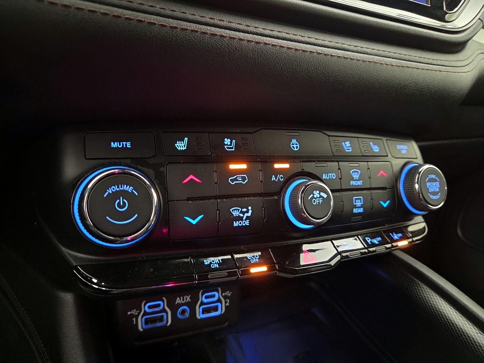 Thumbnail: 2022 Dodge Durango - 17