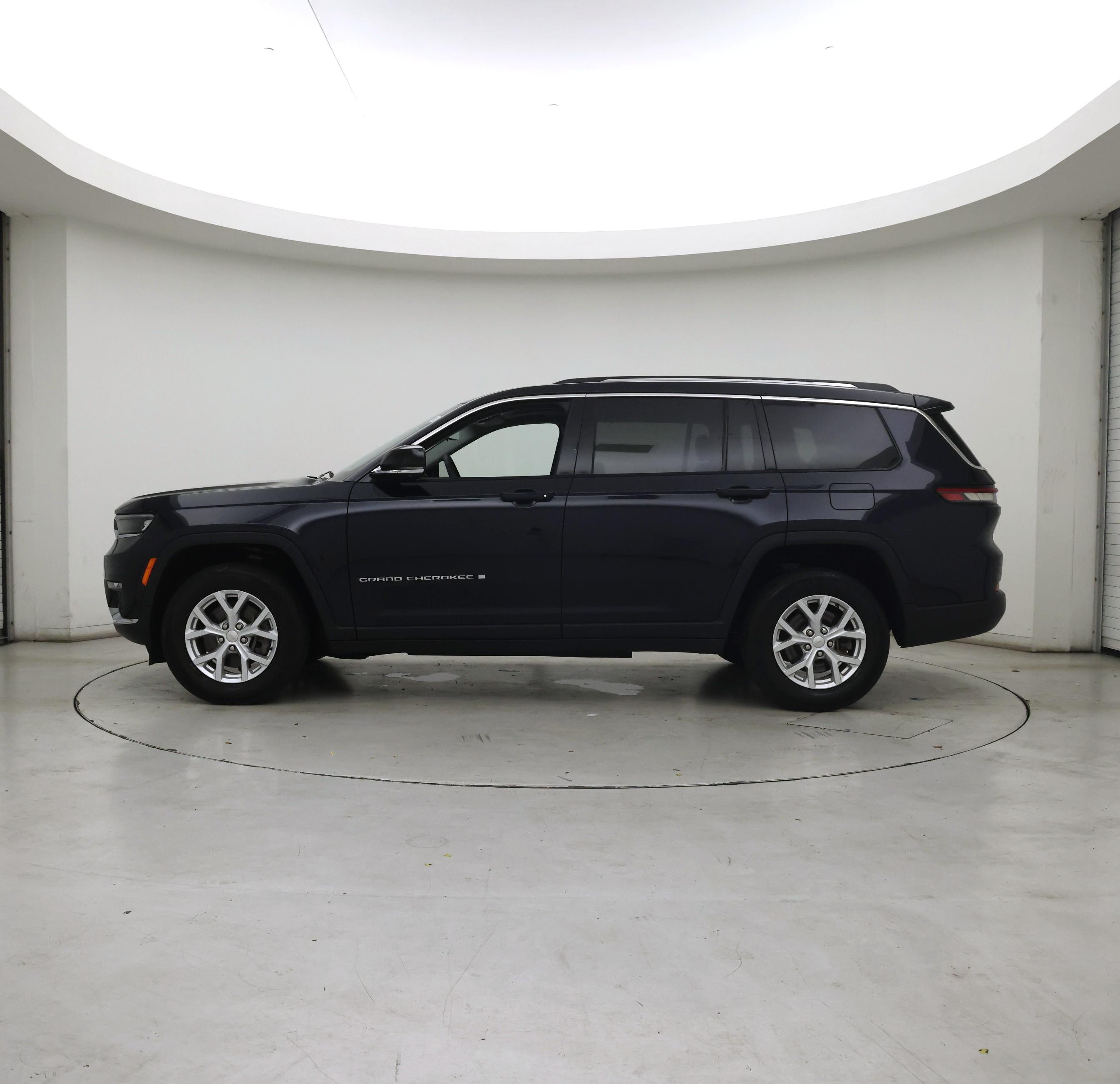 Thumbnail: 2023 Jeep Grand Cherokee L - 3