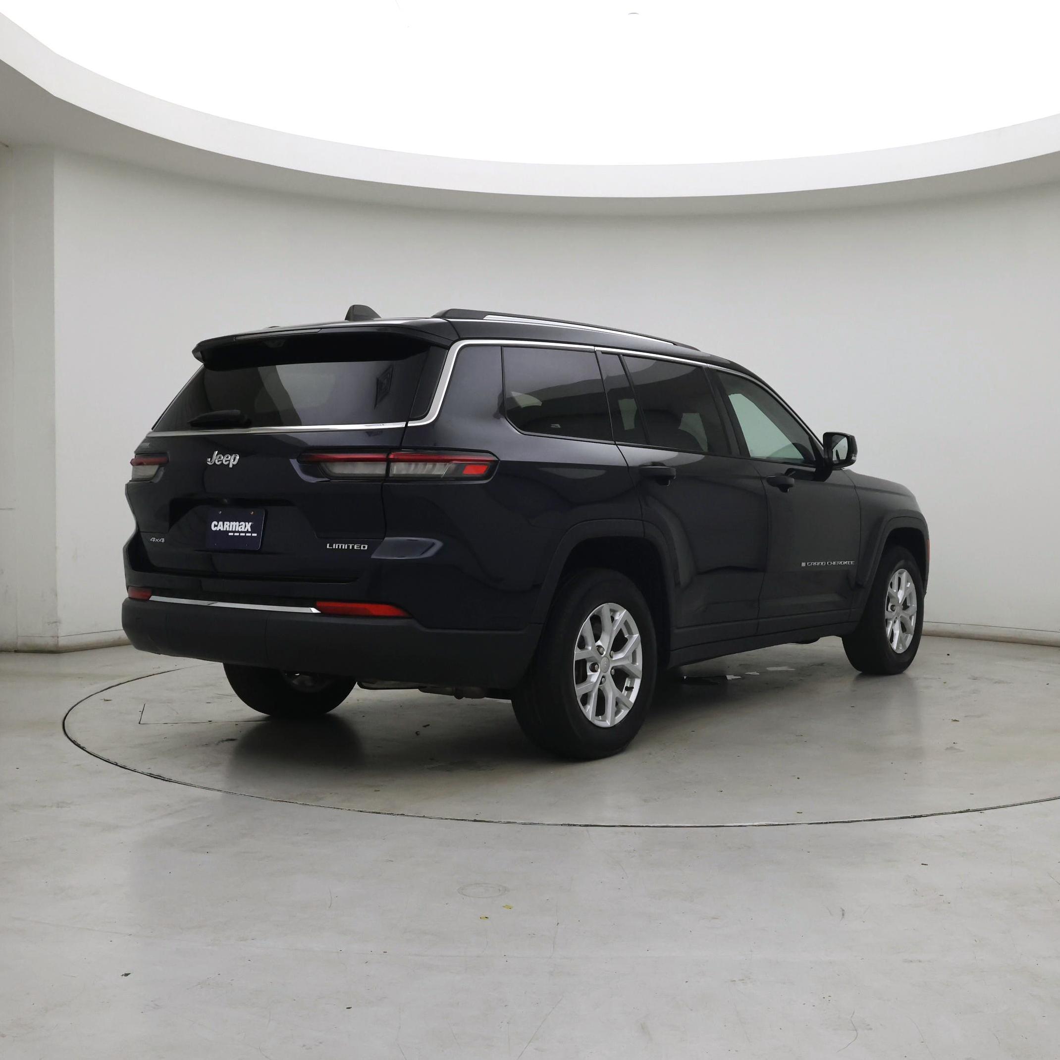 Thumbnail: 2023 Jeep Grand Cherokee L - 8