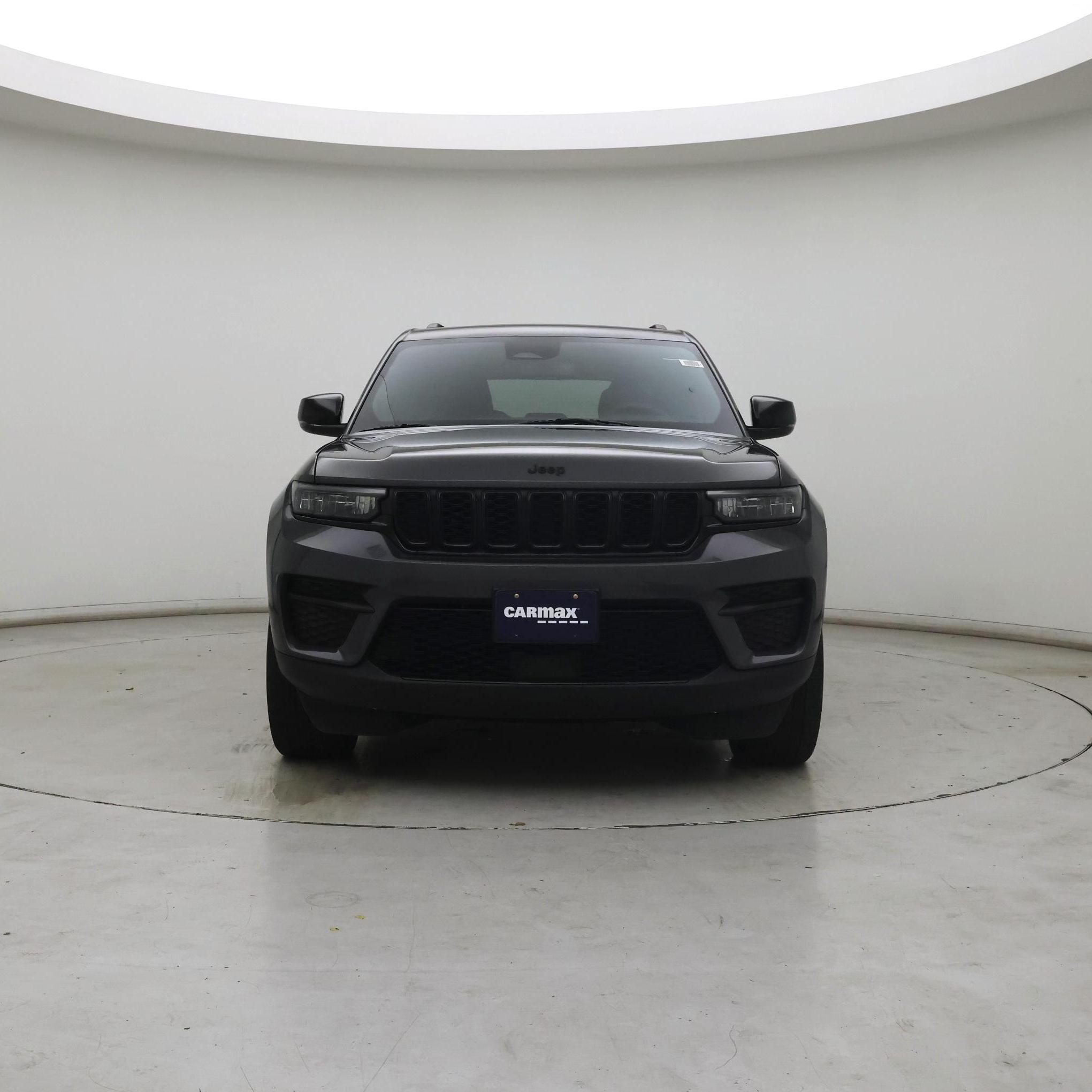 Thumbnail: 2023 Jeep Grand Cherokee - 5