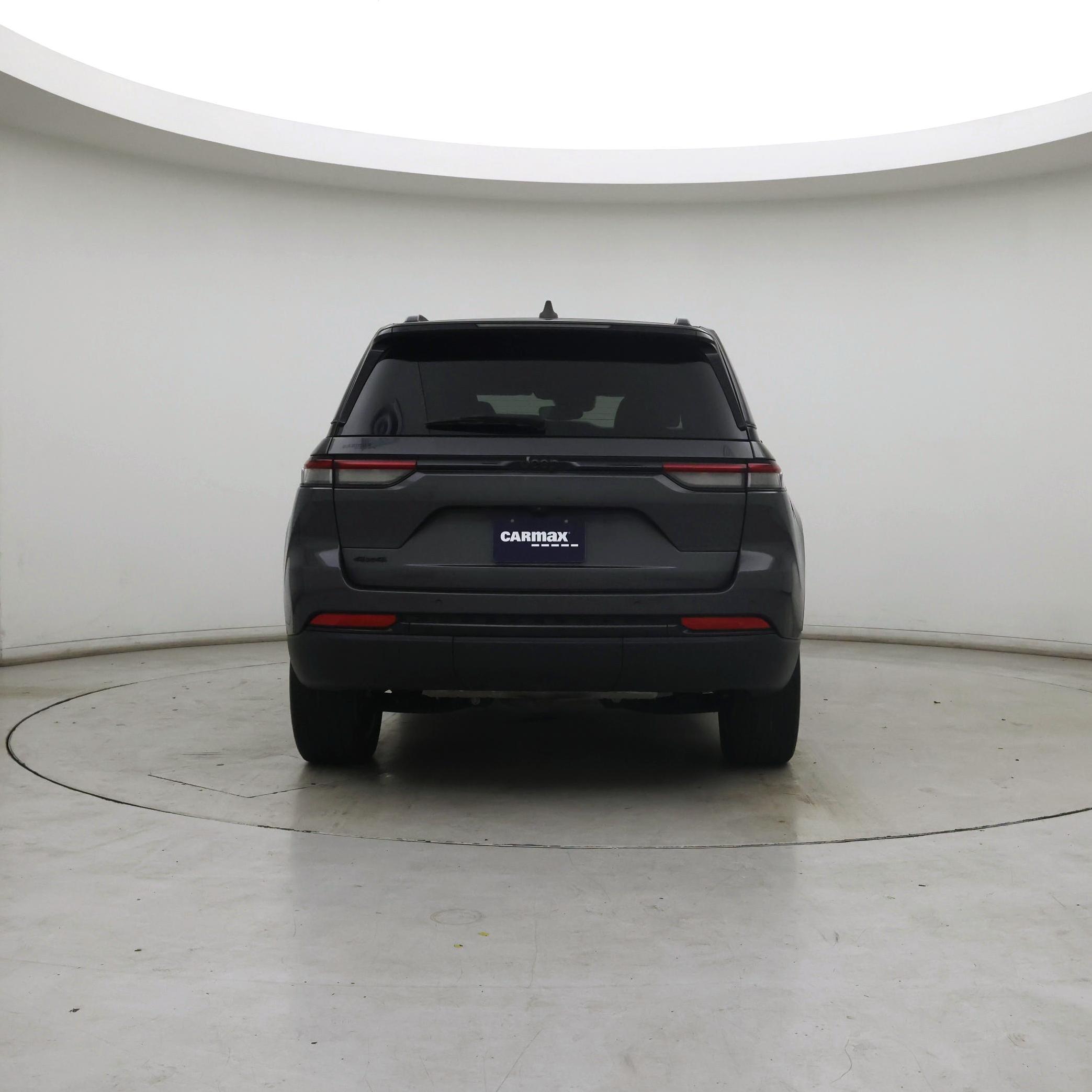 Thumbnail: 2023 Jeep Grand Cherokee - 6