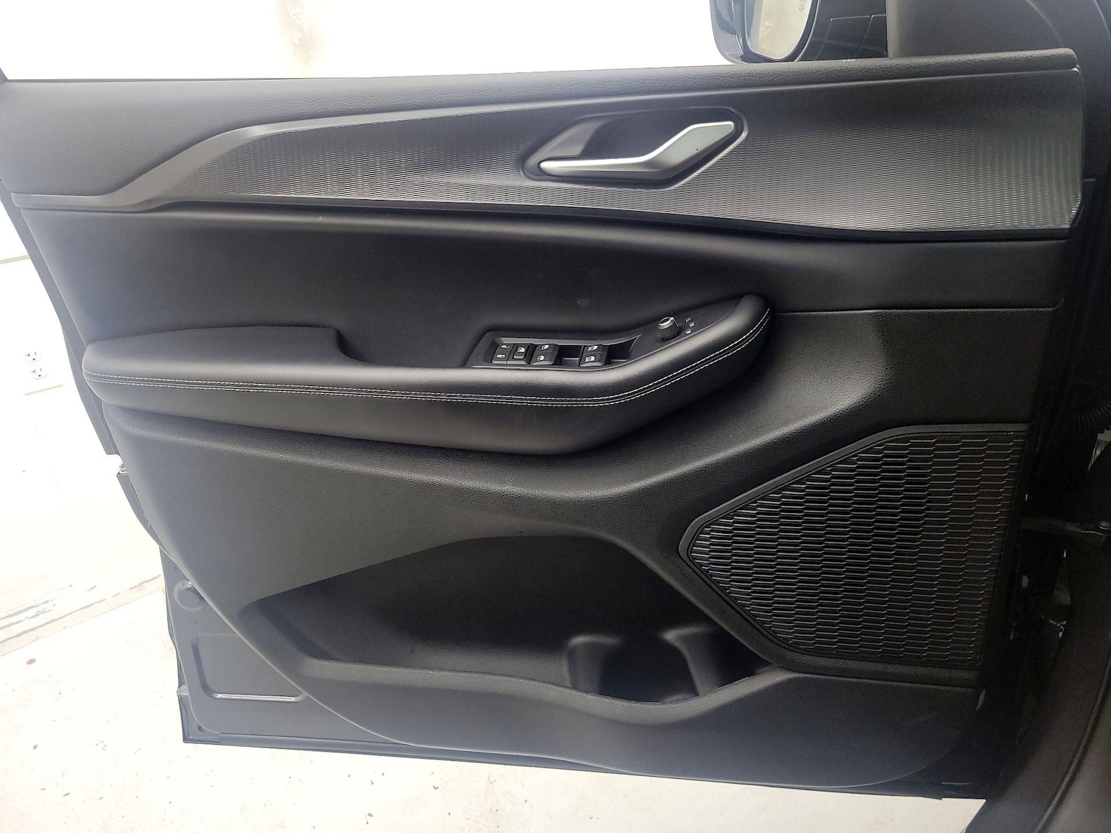 2023 Jeep Grand Cherokee Altitude - Photo 13