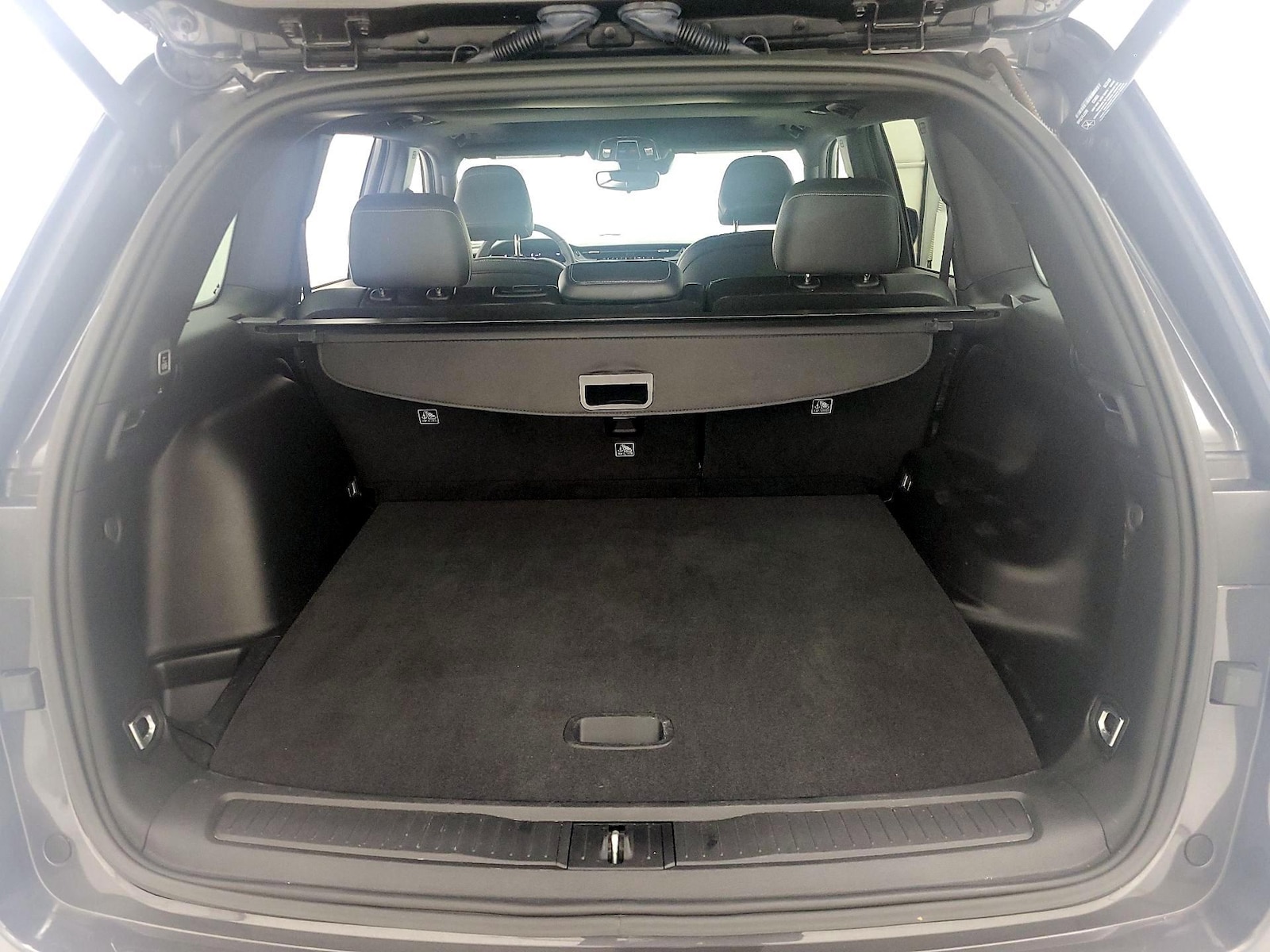 2023 Jeep Grand Cherokee Altitude - Photo 22