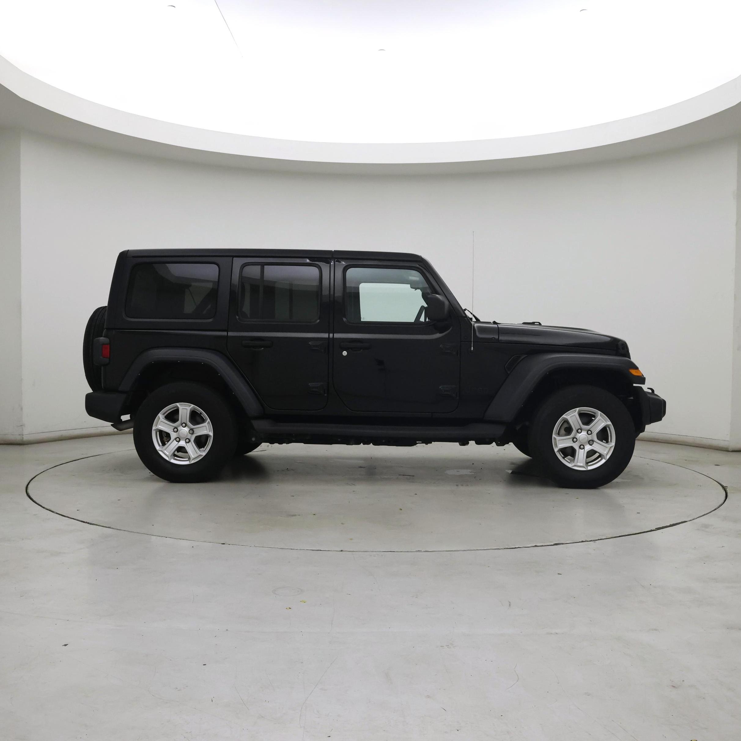 Thumbnail: 2023 Jeep Wrangler - 7