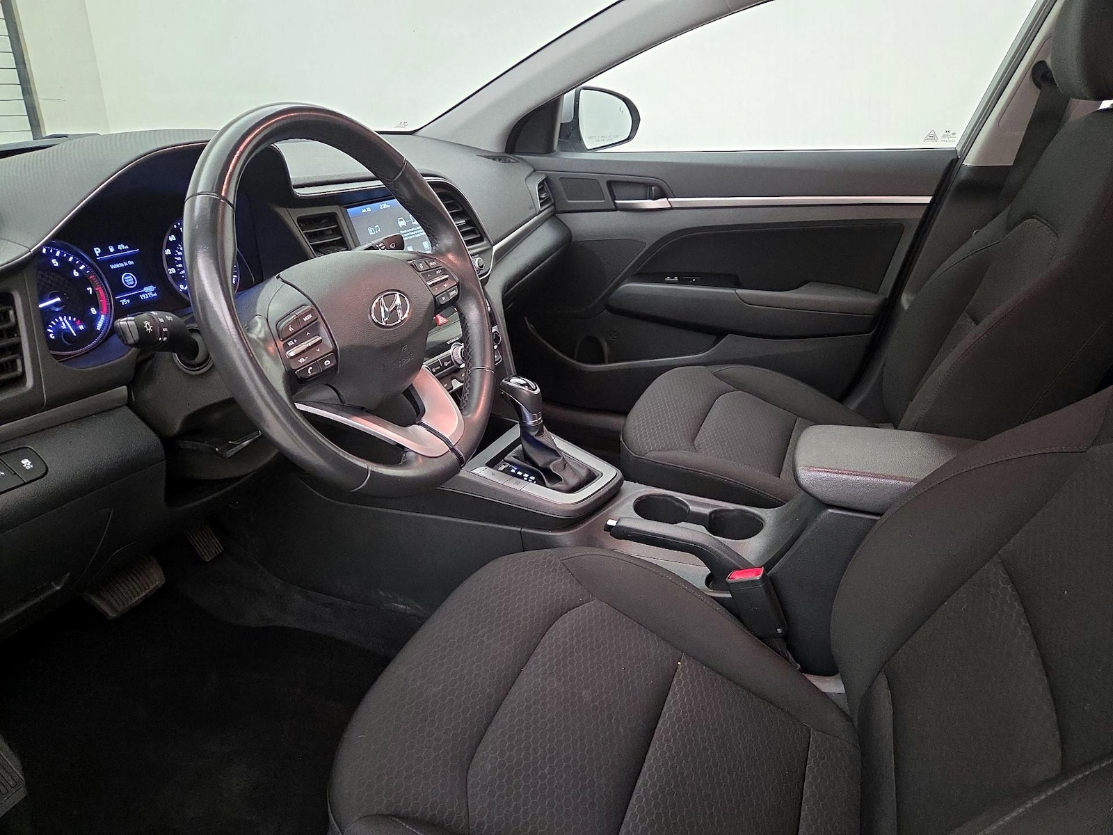 2020 Hyundai Elantra Value Edition - Photo 10
