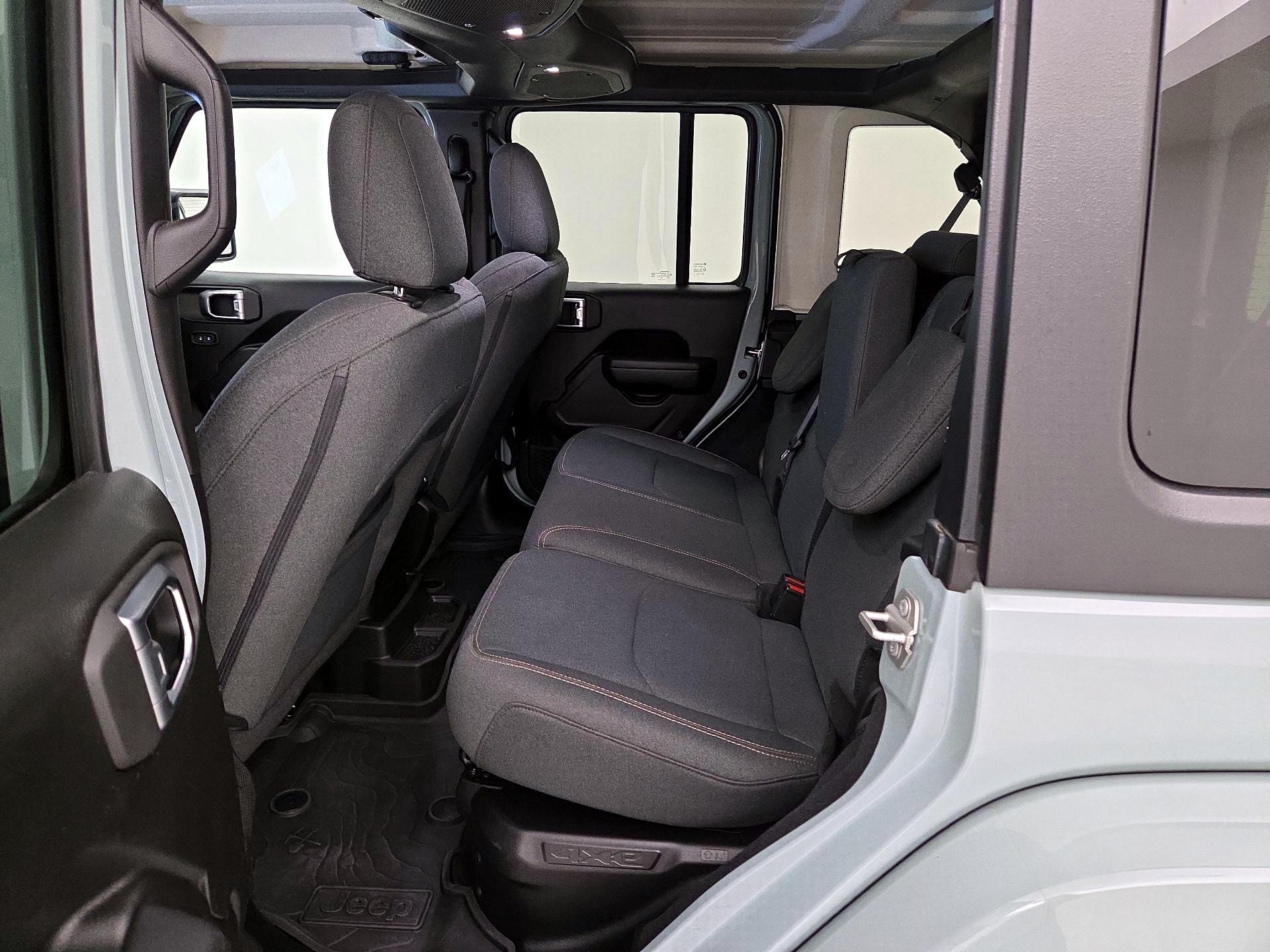 Thumbnail: 2024 Jeep Wrangler - 18
