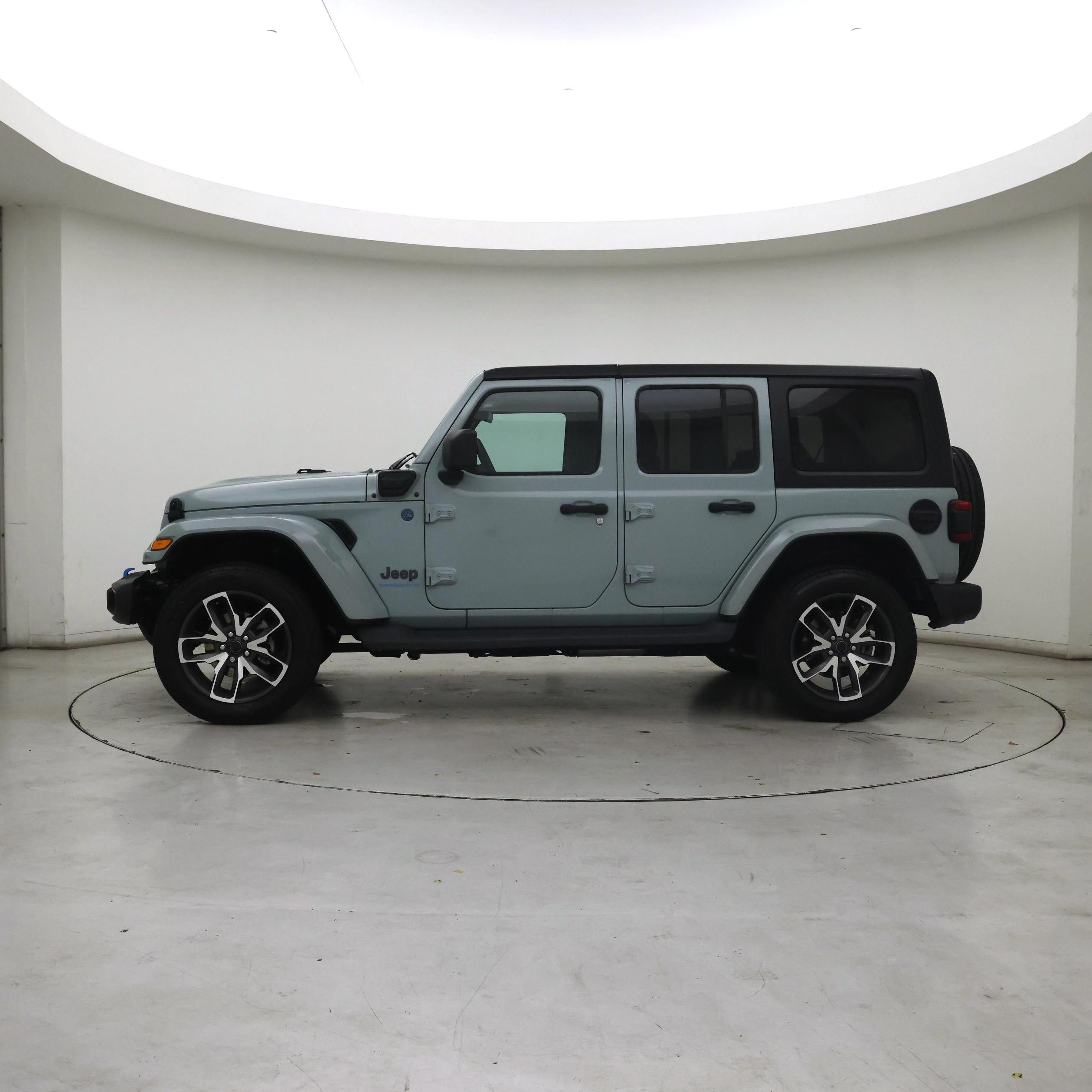 Thumbnail: 2024 Jeep Wrangler - 3