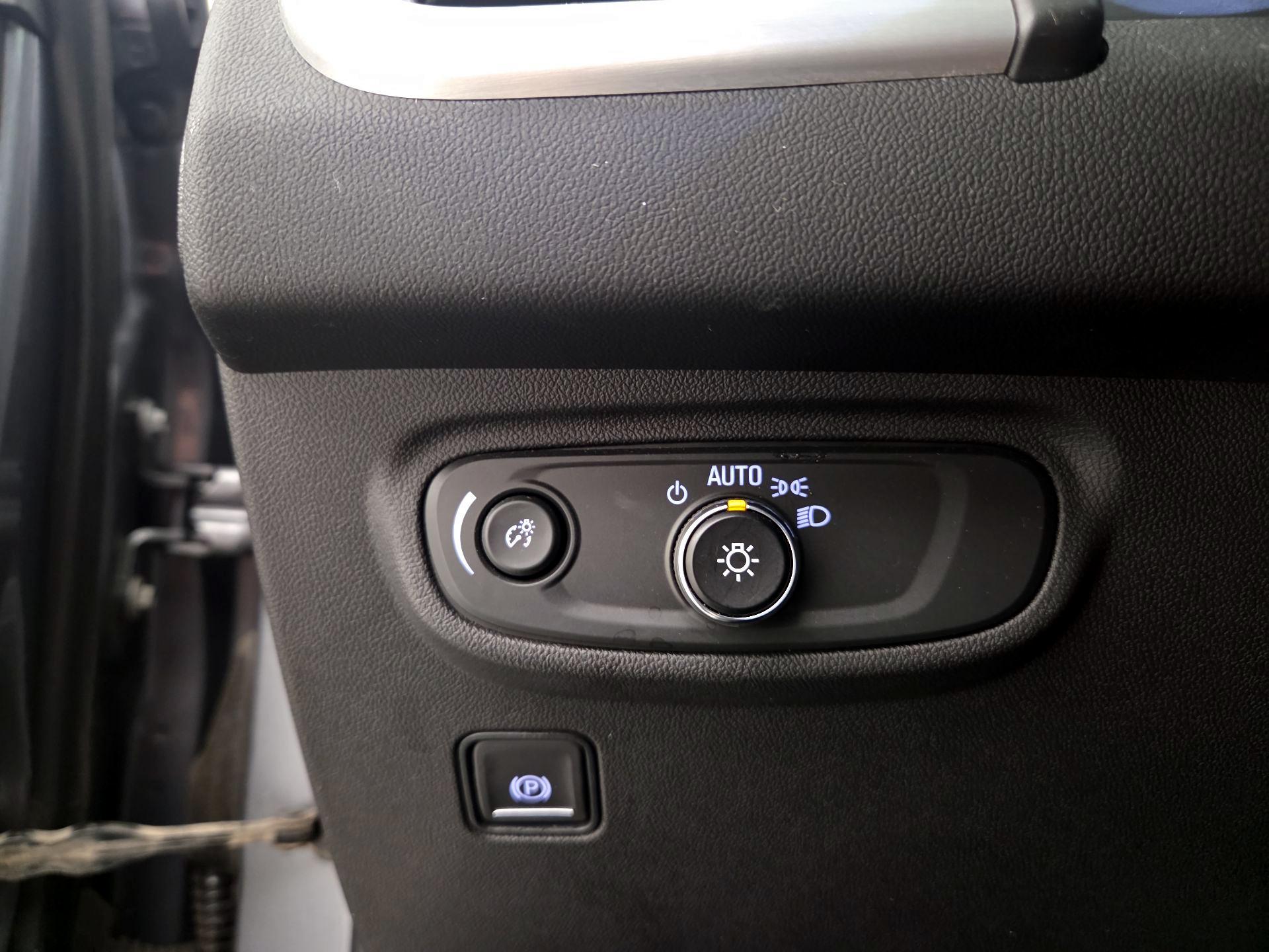 Thumbnail: 2021 GMC Terrain - 13