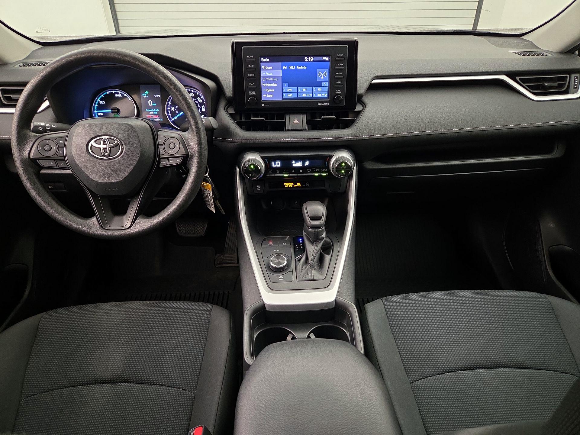 Thumbnail: 2020 Toyota RAV4 - 9