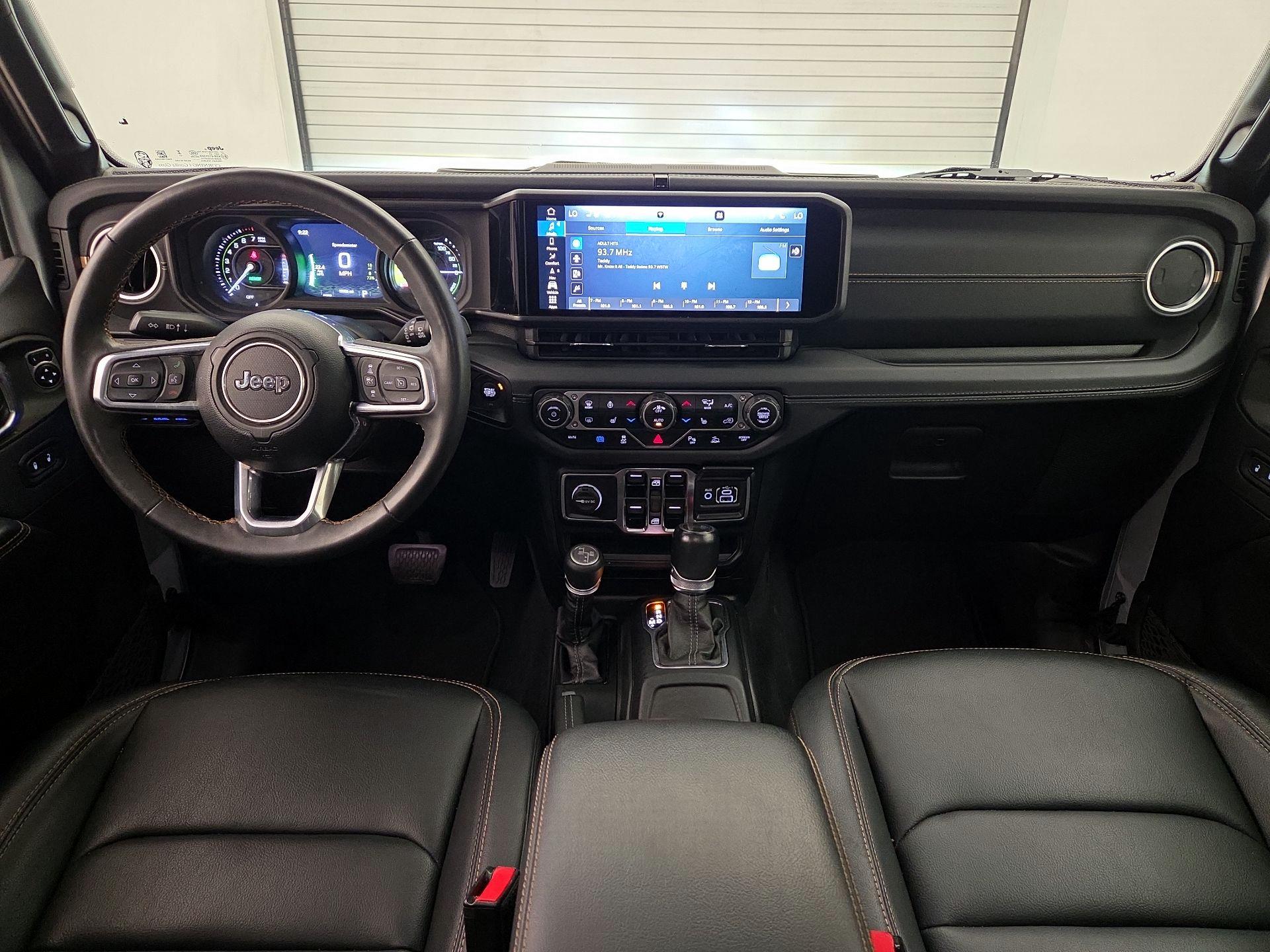 Thumbnail: 2024 Jeep Wrangler - 9