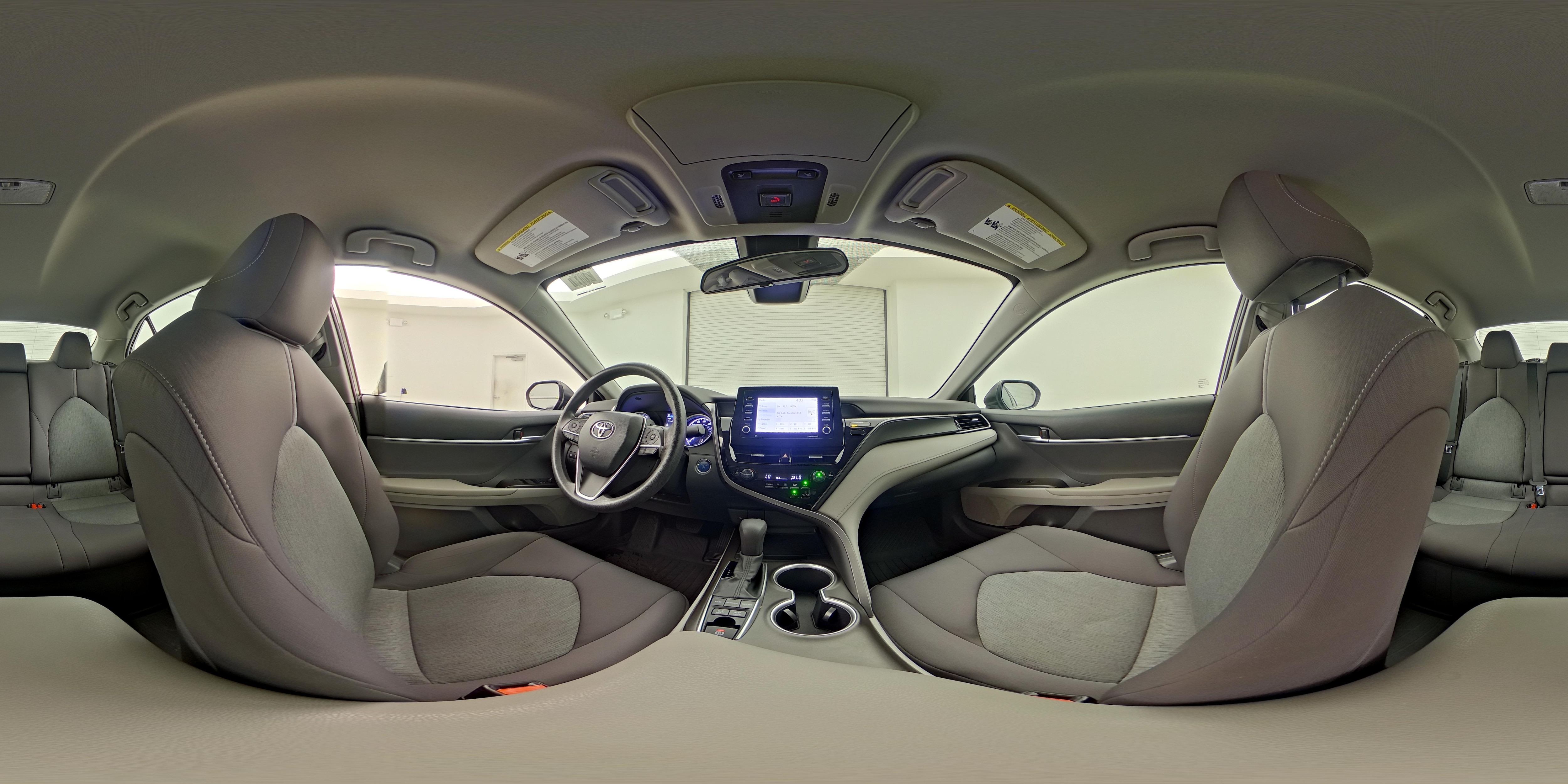 2021 Toyota Camry LE - Photo 23