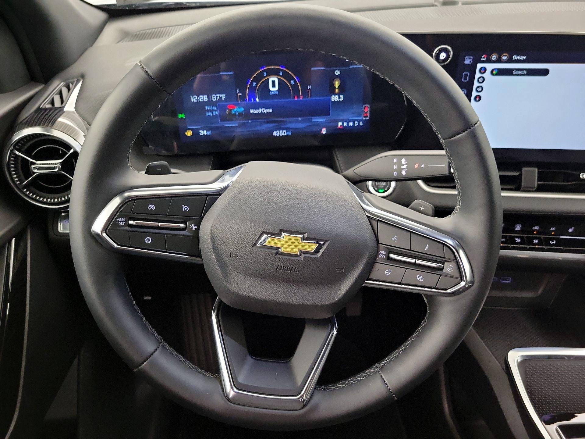 Thumbnail: 2026 Chevrolet Equinox - 10