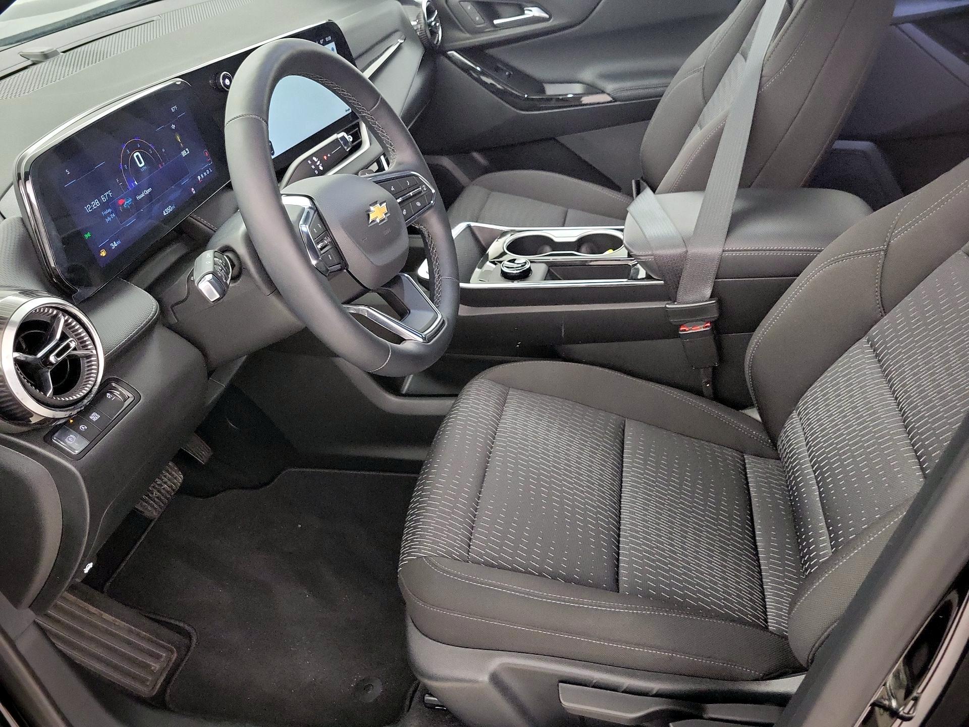 Thumbnail: 2026 Chevrolet Equinox - 11
