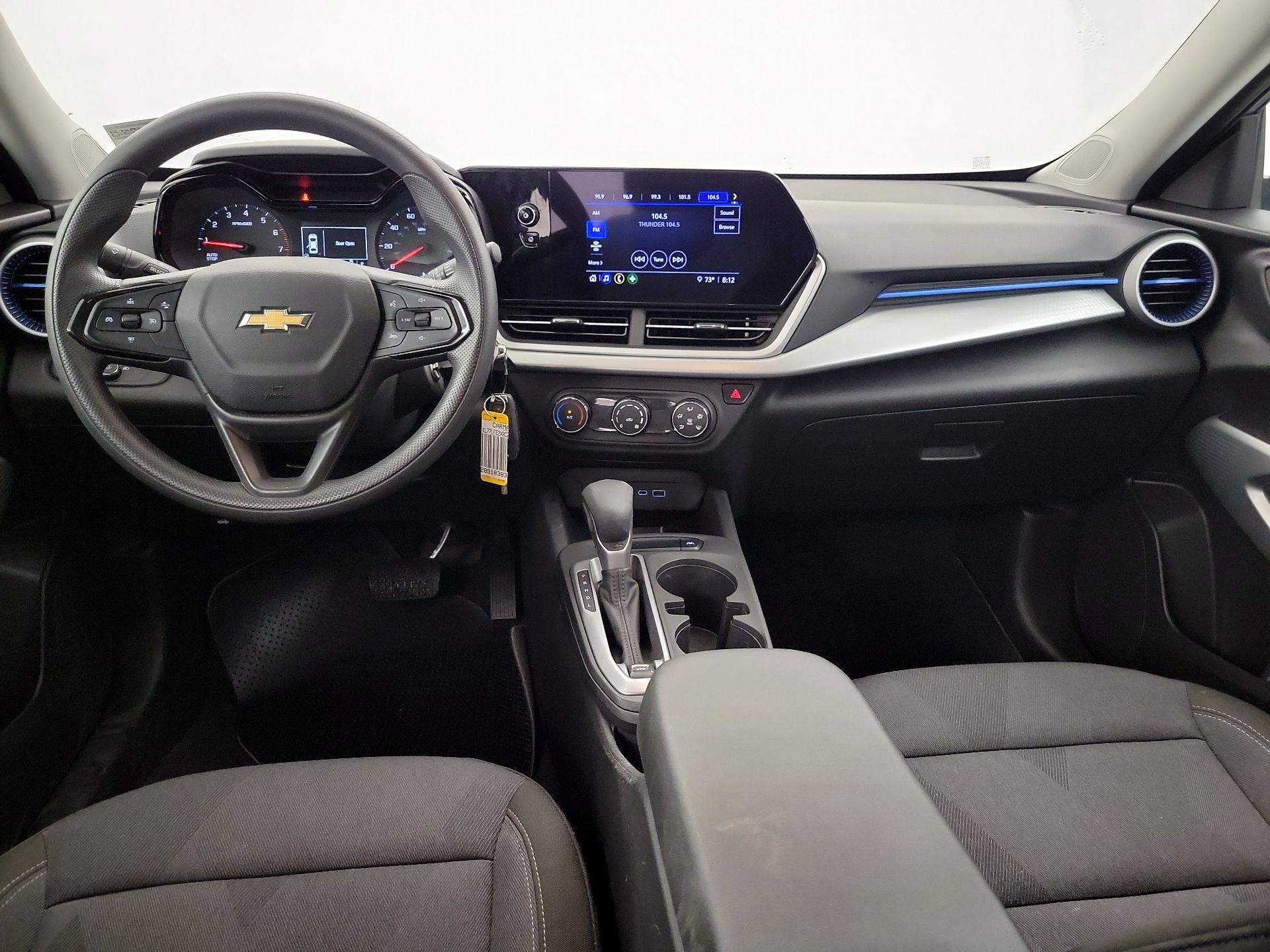 Thumbnail: 2024 Chevrolet Trax - 9