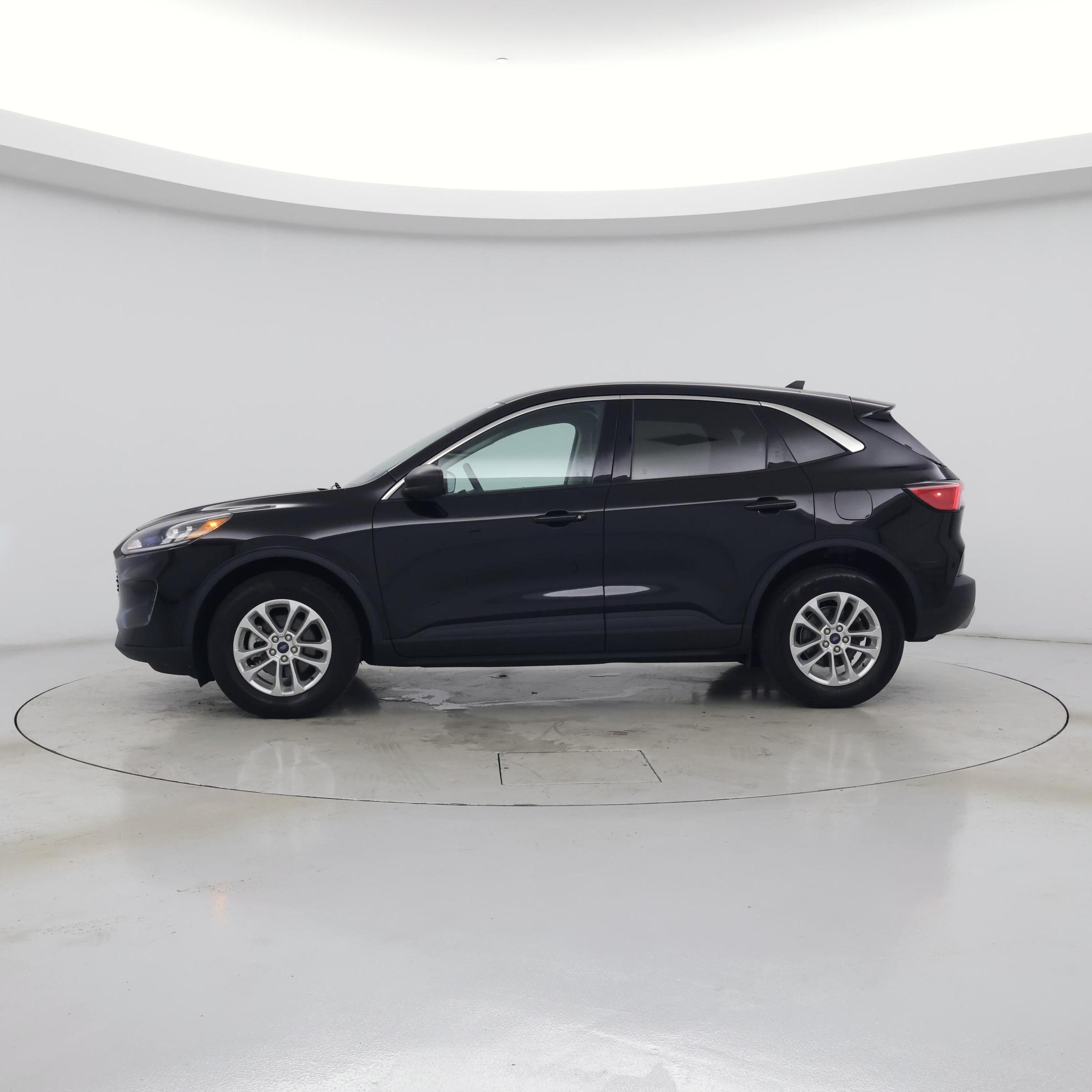 Thumbnail: 2022 Ford Escape - 3