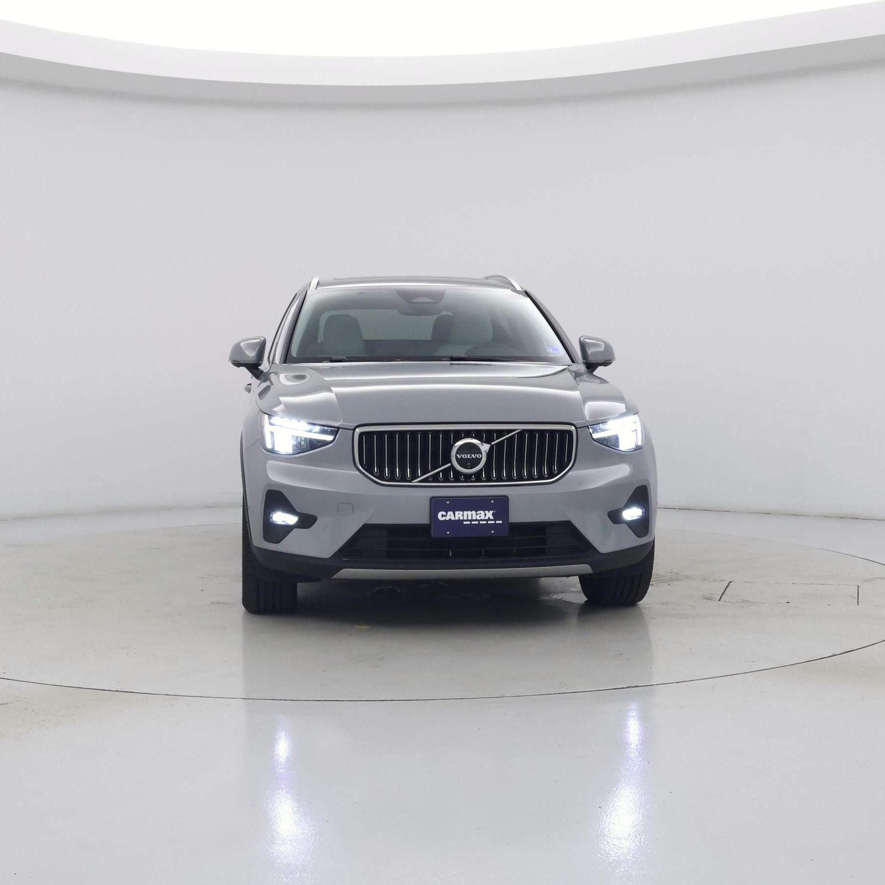 Thumbnail: 2025 Volvo XC40 - 5