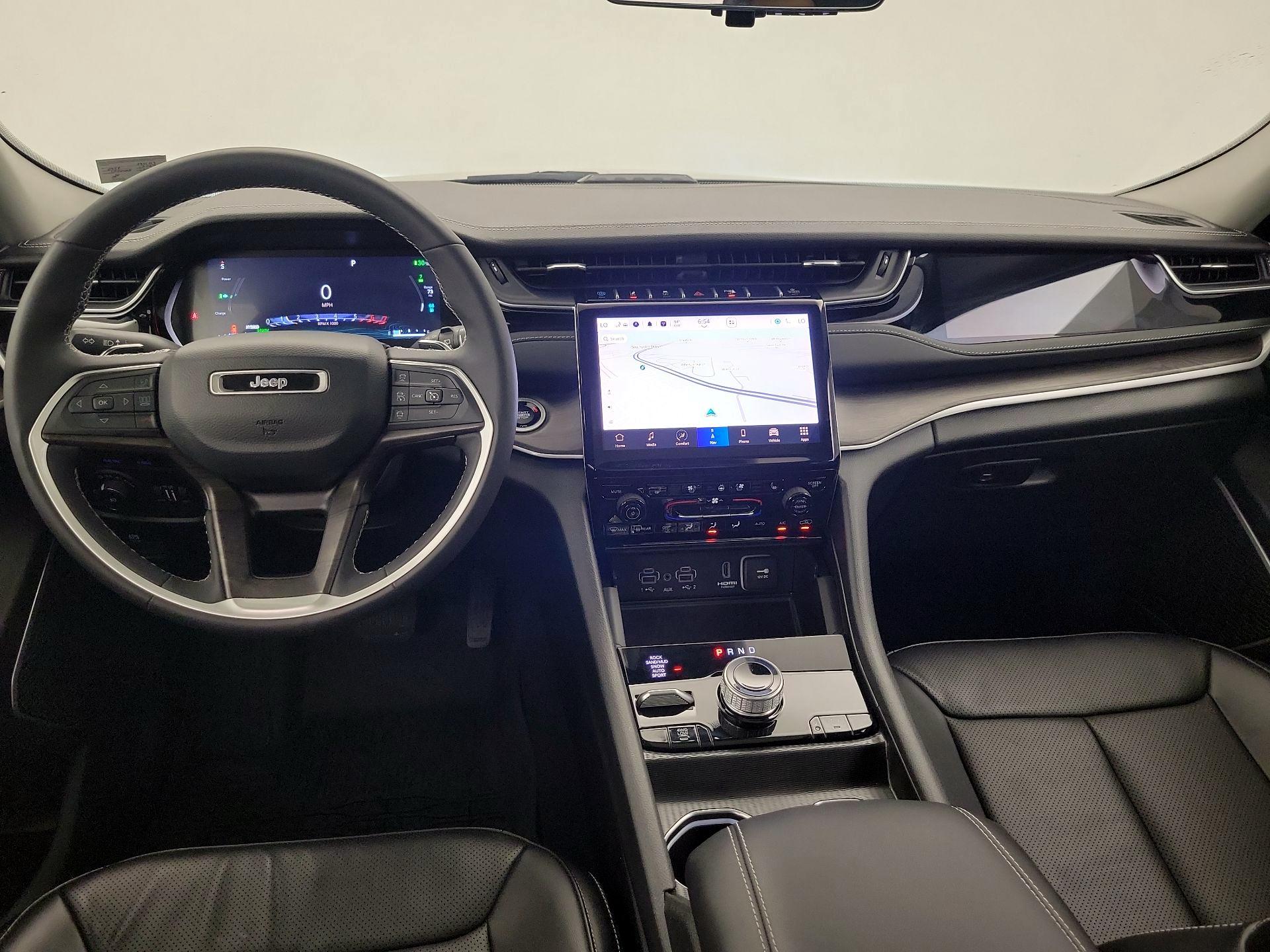 Thumbnail: 2024 Jeep Grand Cherokee - 9
