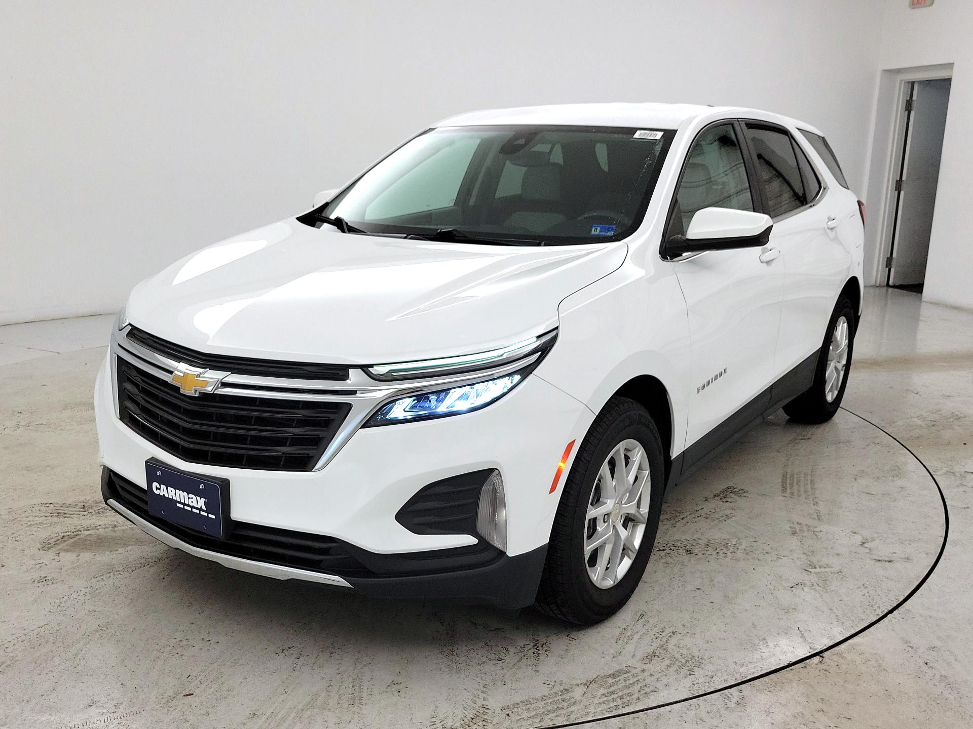 Thumbnail: 2022 Chevrolet Equinox - 3
