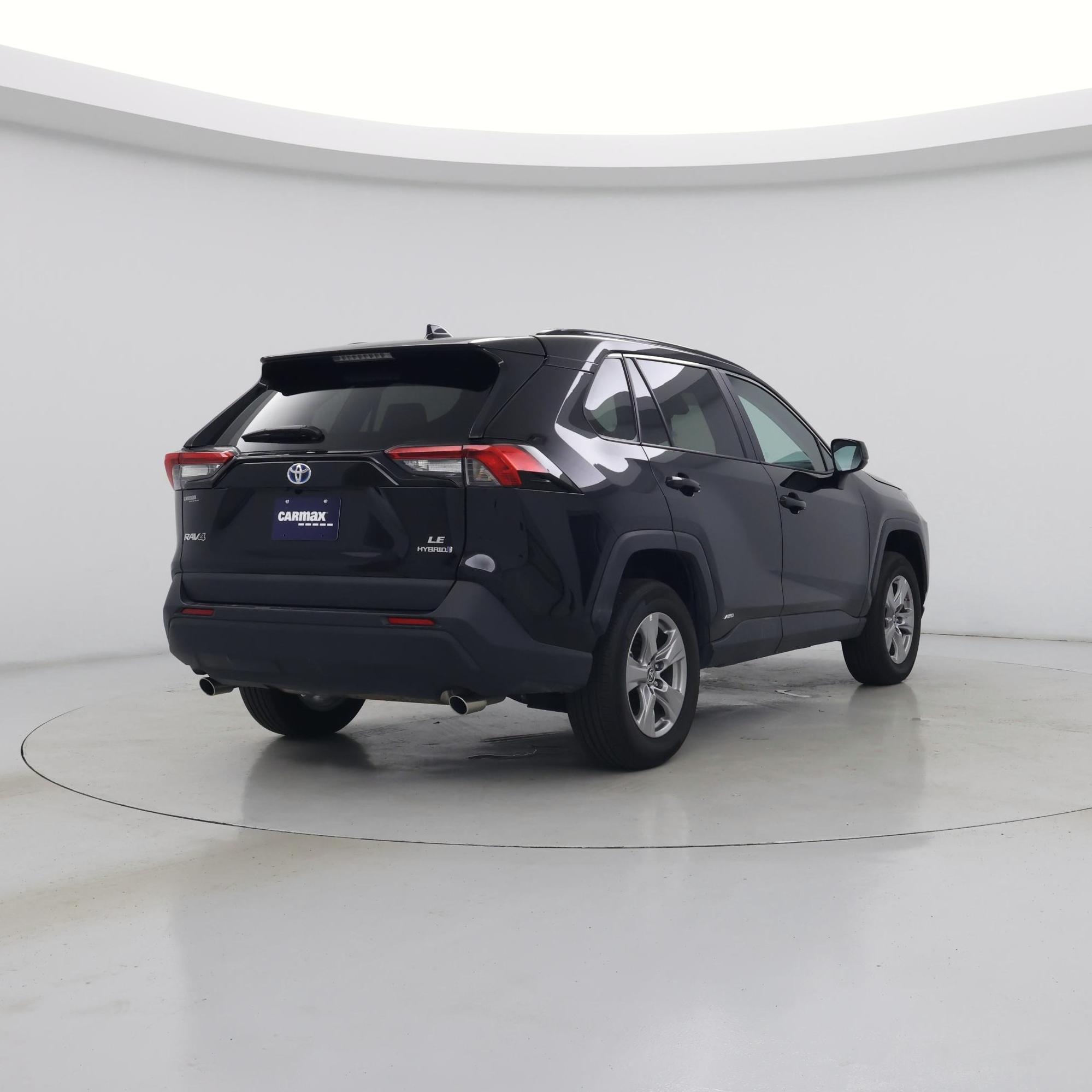 Thumbnail: 2024 Toyota RAV4 - 8