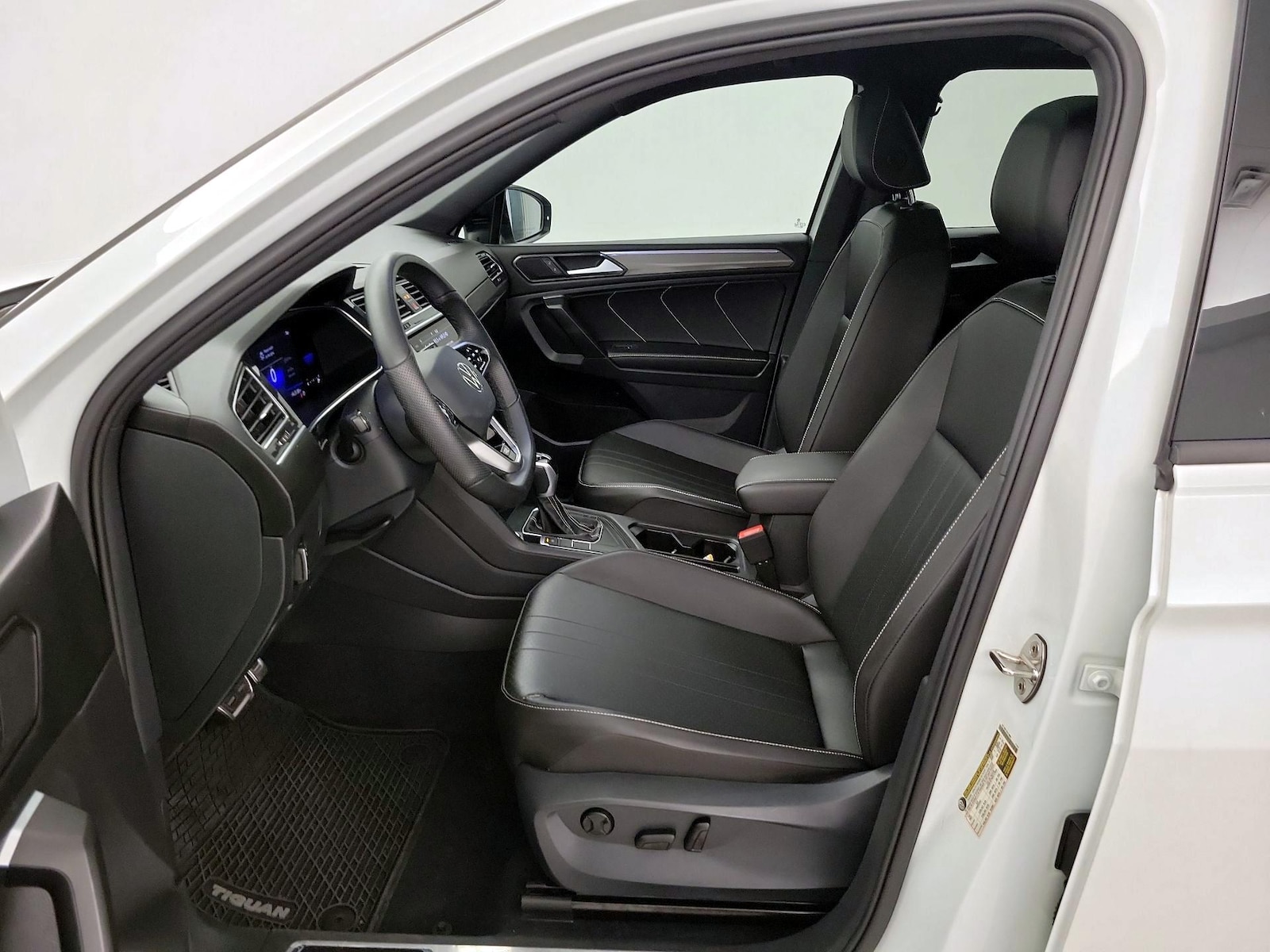 2022 Volkswagen Tiguan SE R-LINE BLACK - Photo 12