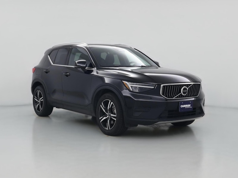 2024 Volvo XC40 B5 Core Bright Theme