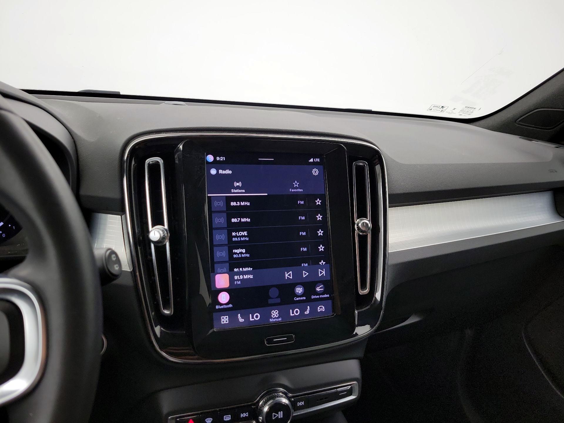 Thumbnail: 2024 Volvo XC40 - 14