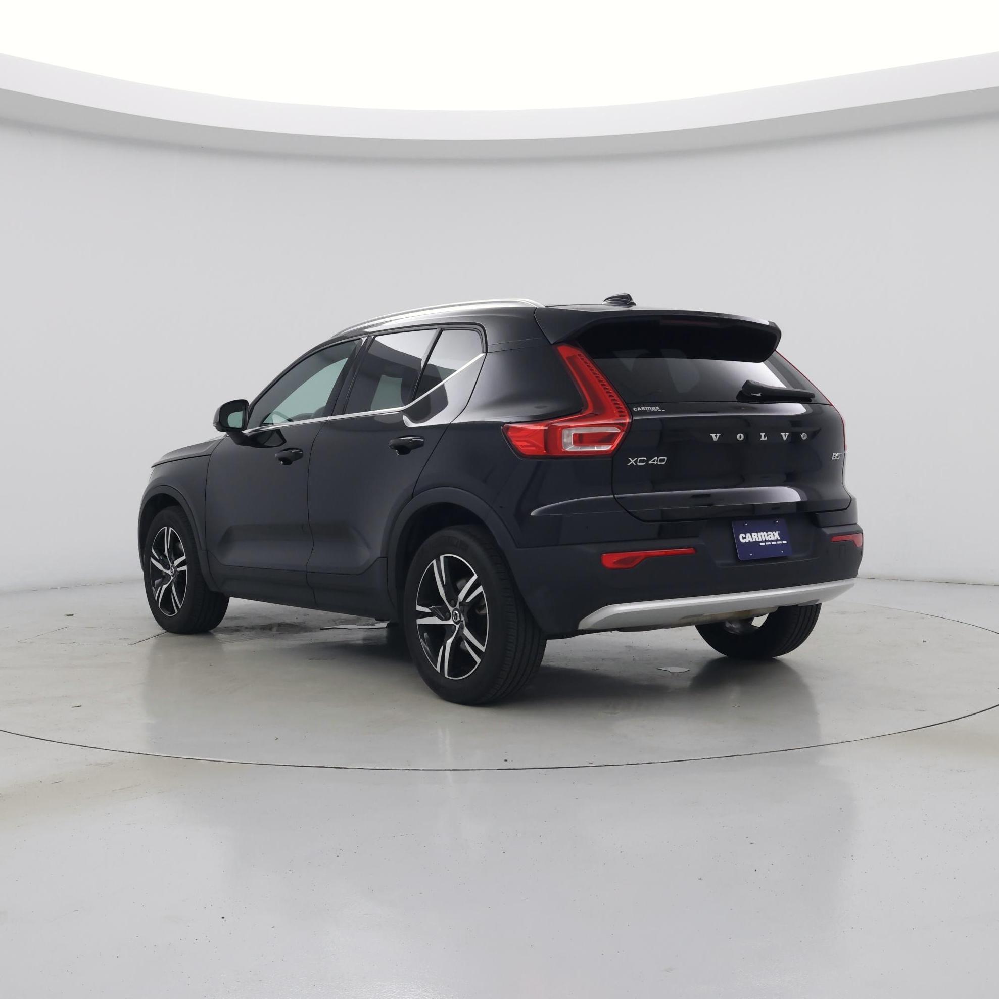 Thumbnail: 2024 Volvo XC40 - 2