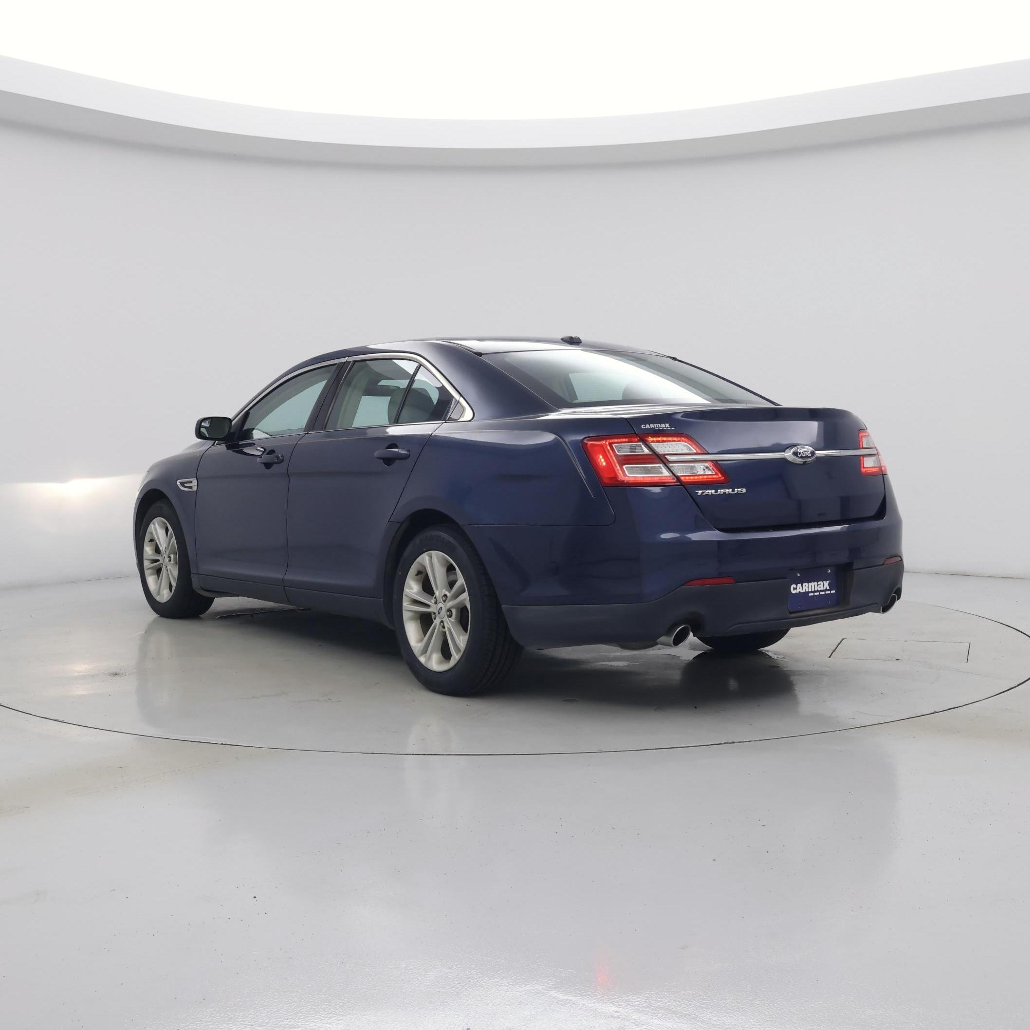 Thumbnail: 2016 Ford Taurus - 2