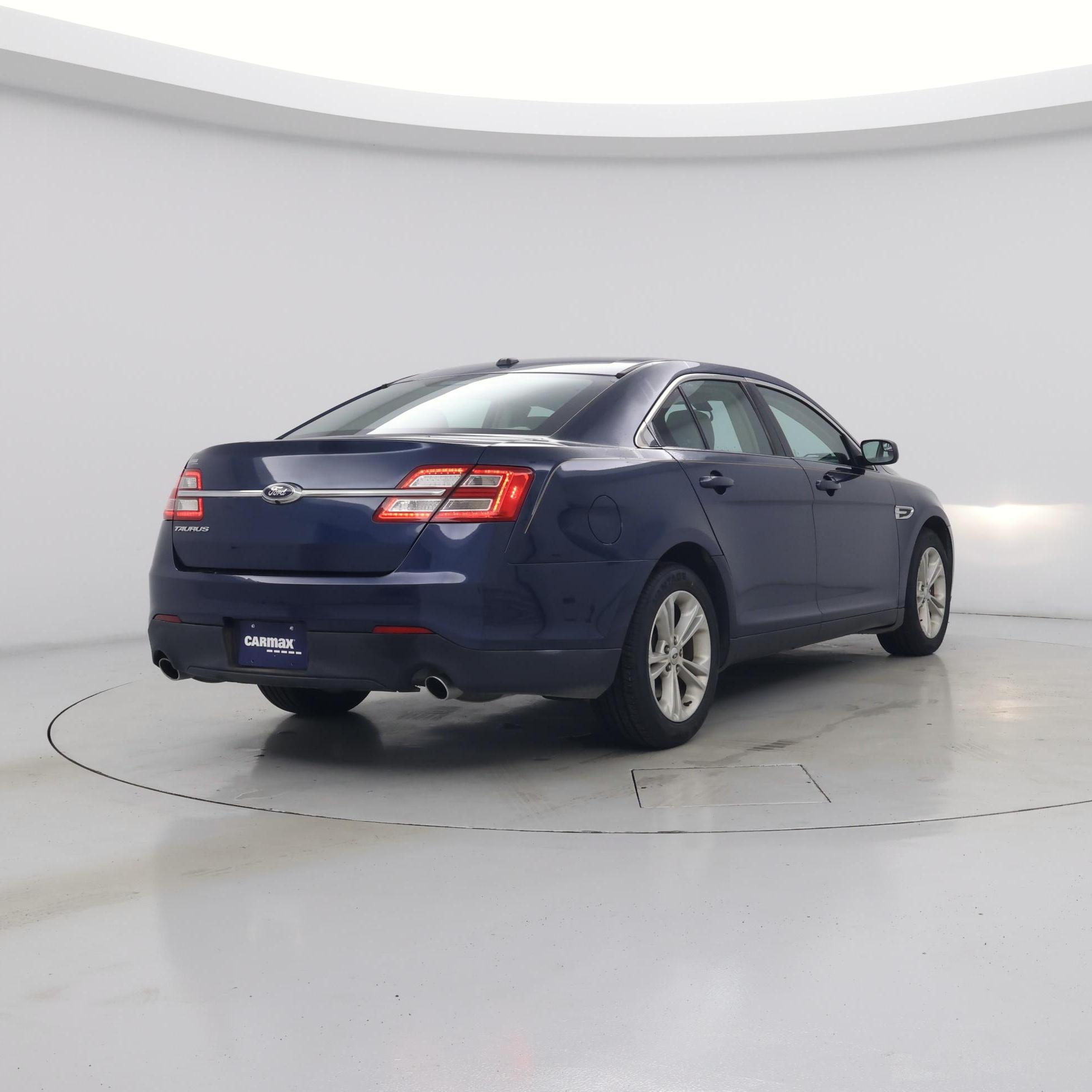Thumbnail: 2016 Ford Taurus - 8